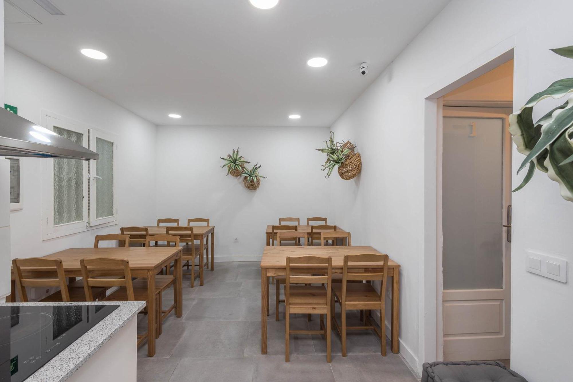 Guest house Coliving Mol-Terrace, En-Suite Bathroom, Fridge & Tv Las Palmas de Gran Canaria
