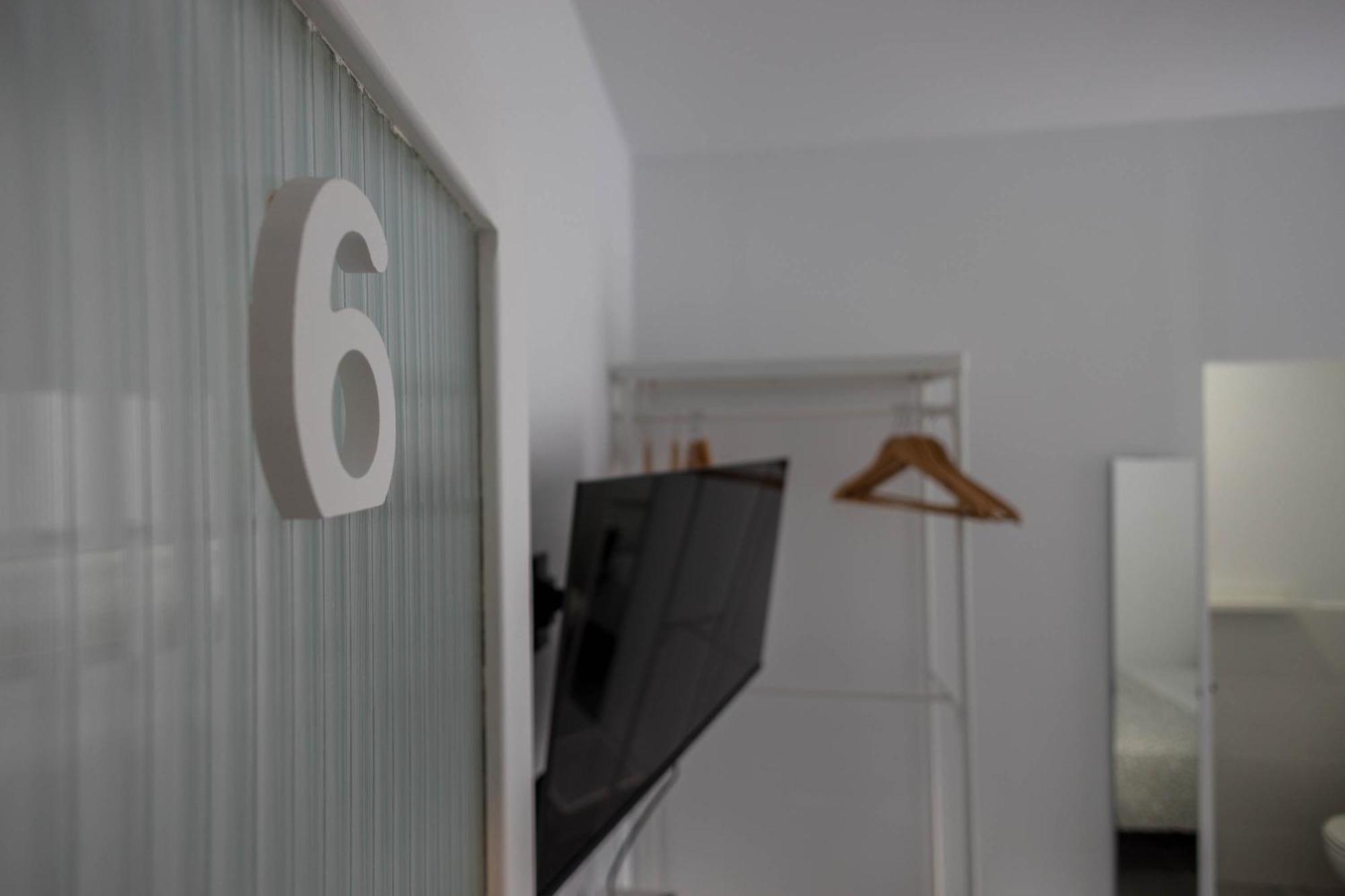 Coliving Mol-Terrace, En-Suite Bathroom, Fridge & Tv Guest house *