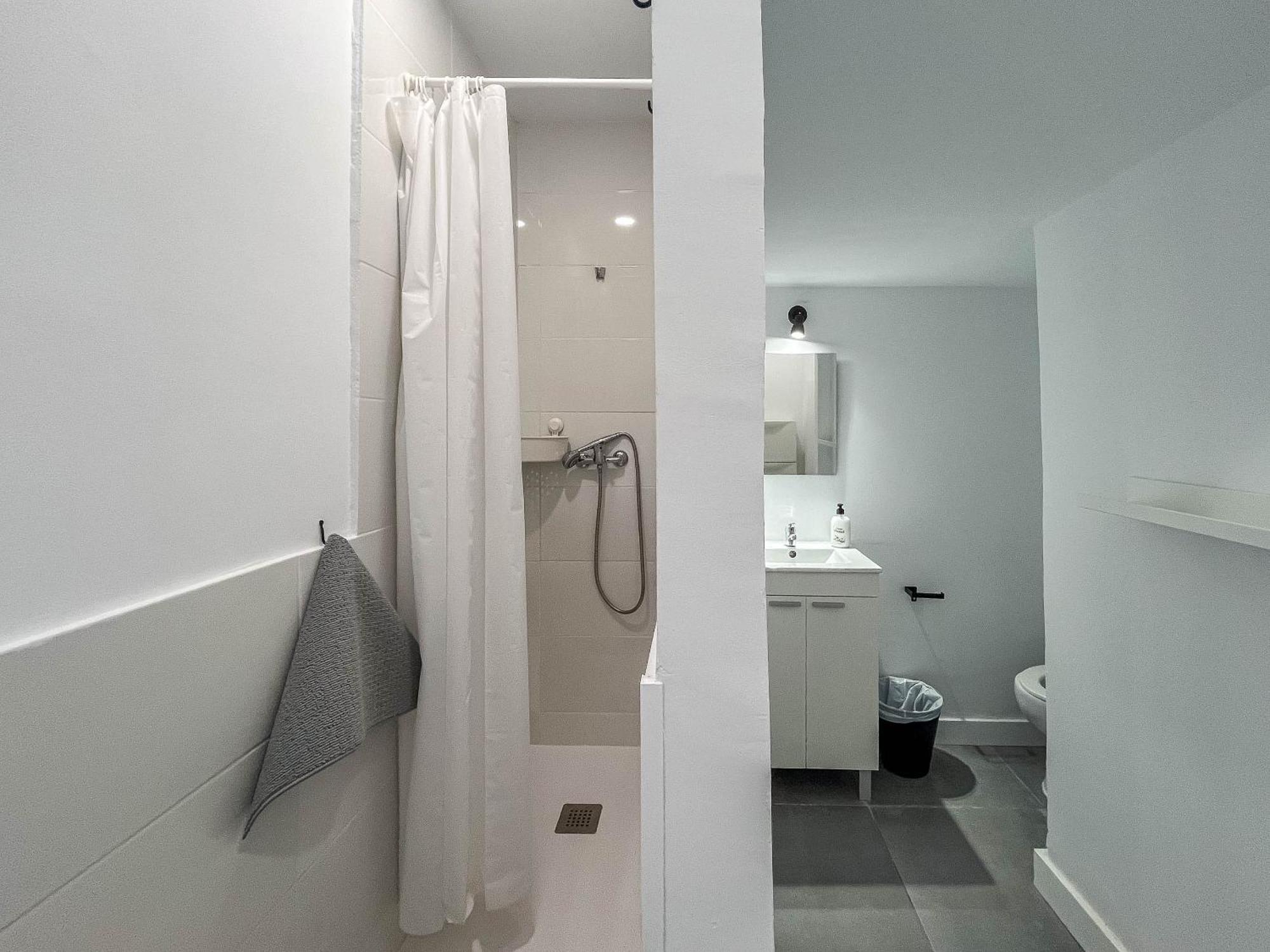Coliving Mol-Terrace, En-Suite Bathroom, Fridge & Tv Guest house Las Palmas de Gran Canaria
