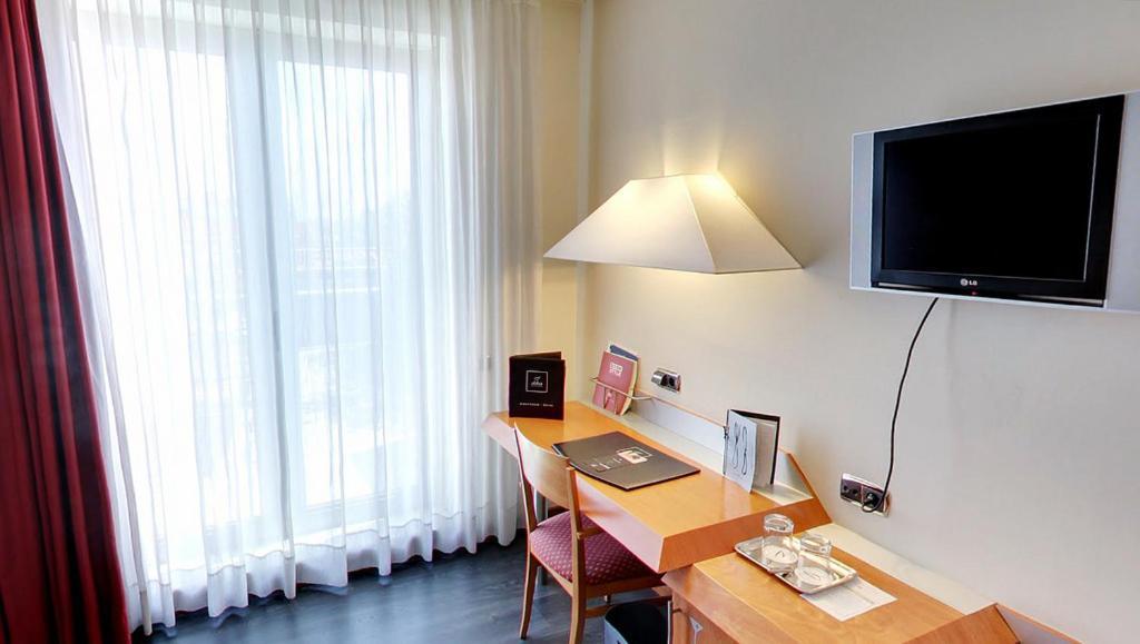Abba Sants 4*