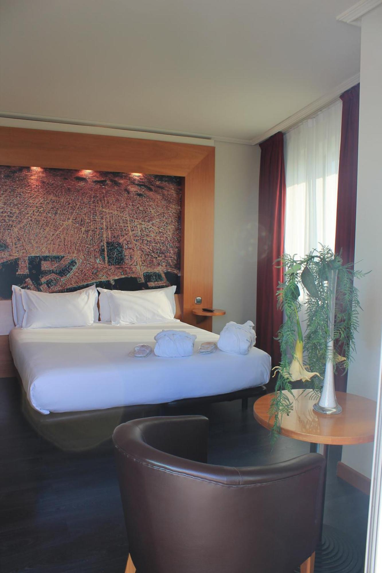 Hotel Abba Sants 4*
