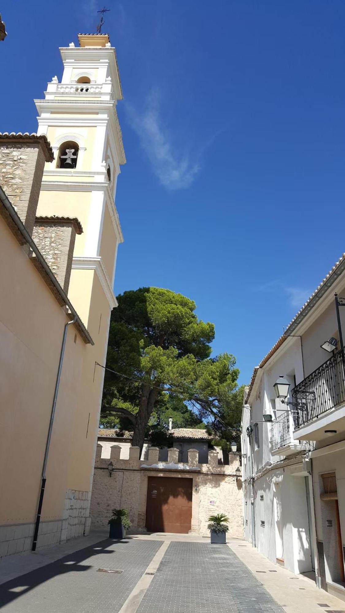 Сasa de vacaciones Craig, Spacious With Amazing Garden And Private Heated Pool