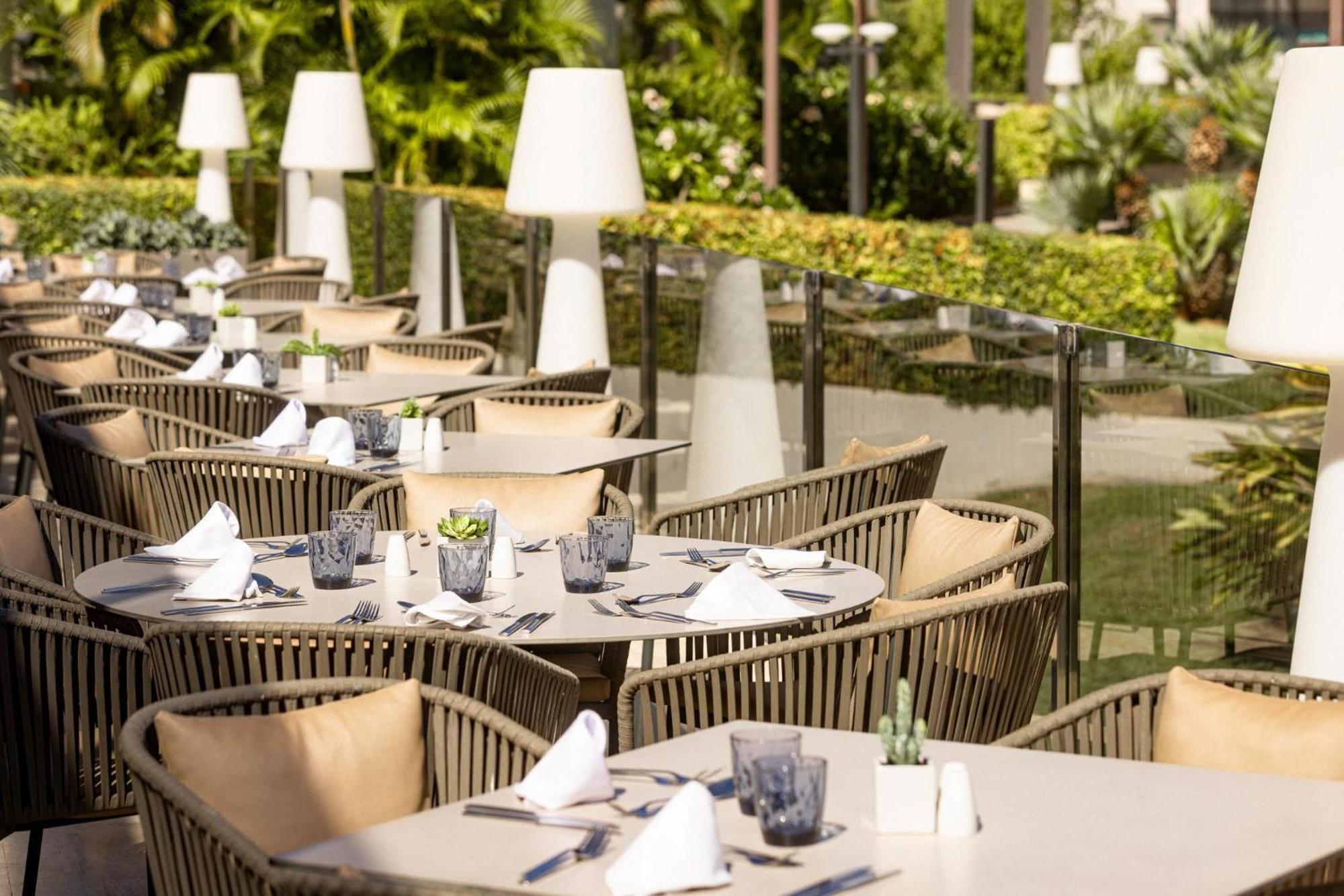 Zafiro Palace Apartahotel 5*
