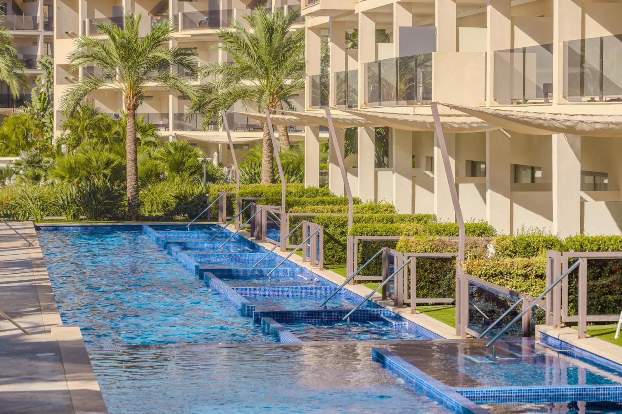Zafiro Palace Apartahotel