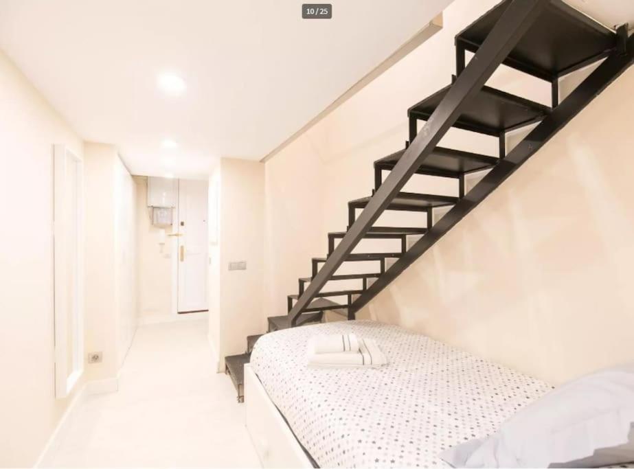 Apartment Eixample Sagrada Familia 52 *