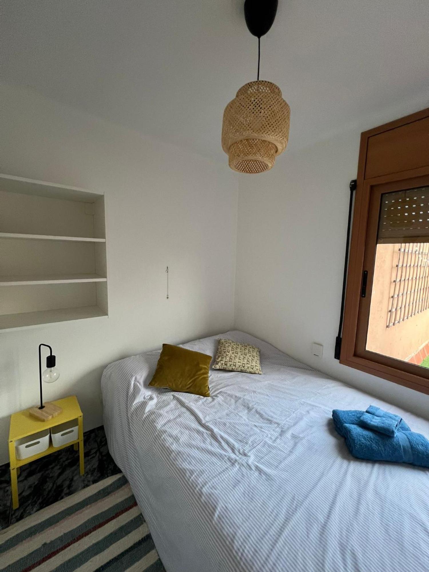 Private Double In A Shared Penthouse With Patios Hostal Sant Adrià de Besòs
