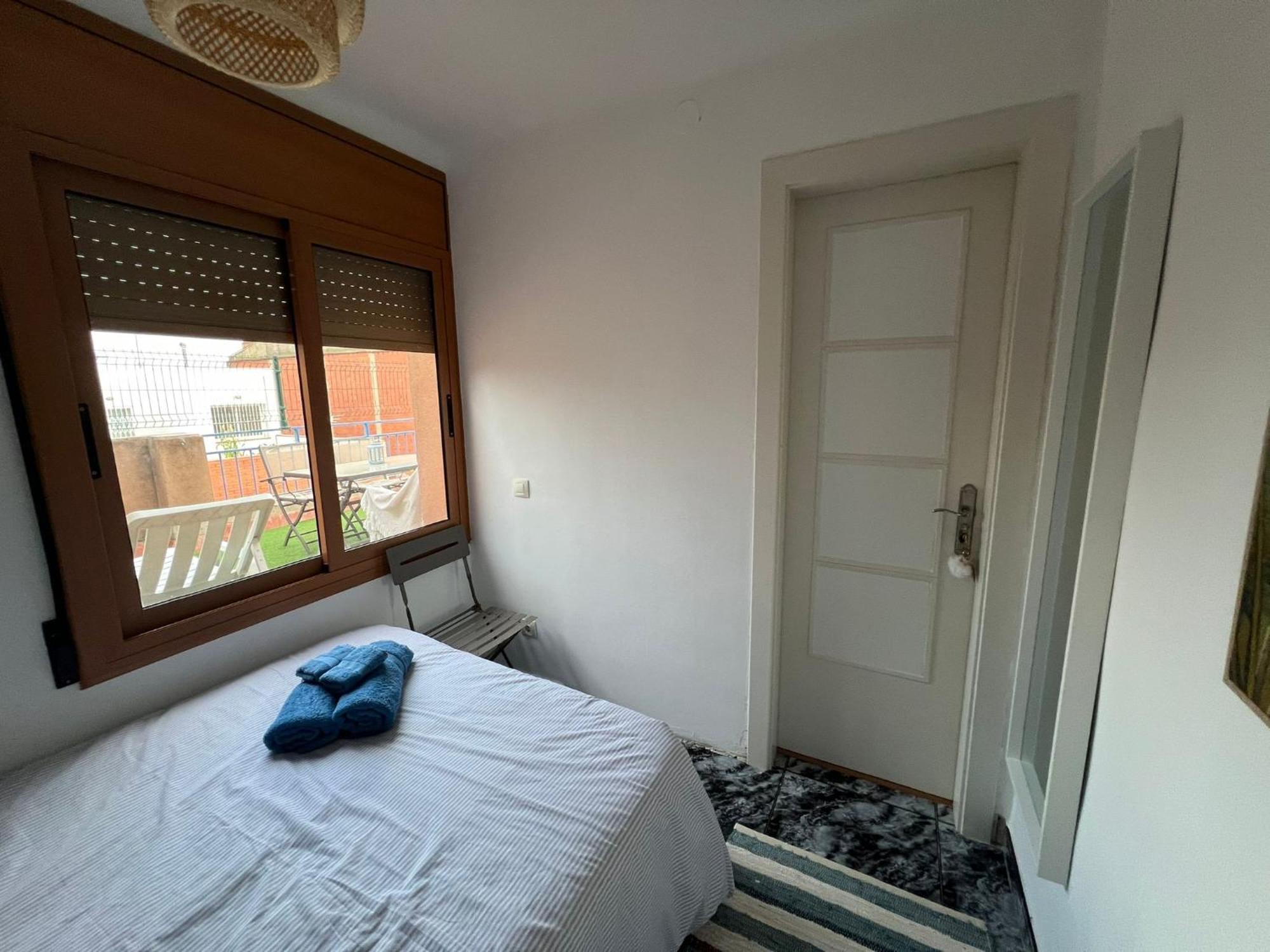 Hostal Private Double In A Shared Penthouse With Patios Sant Adrià de Besòs