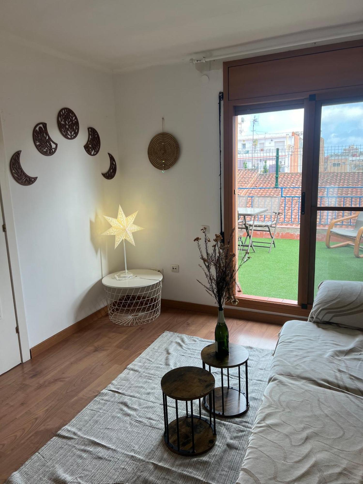 Private Double In A Shared Penthouse With Patios Sant Adrià de Besòs