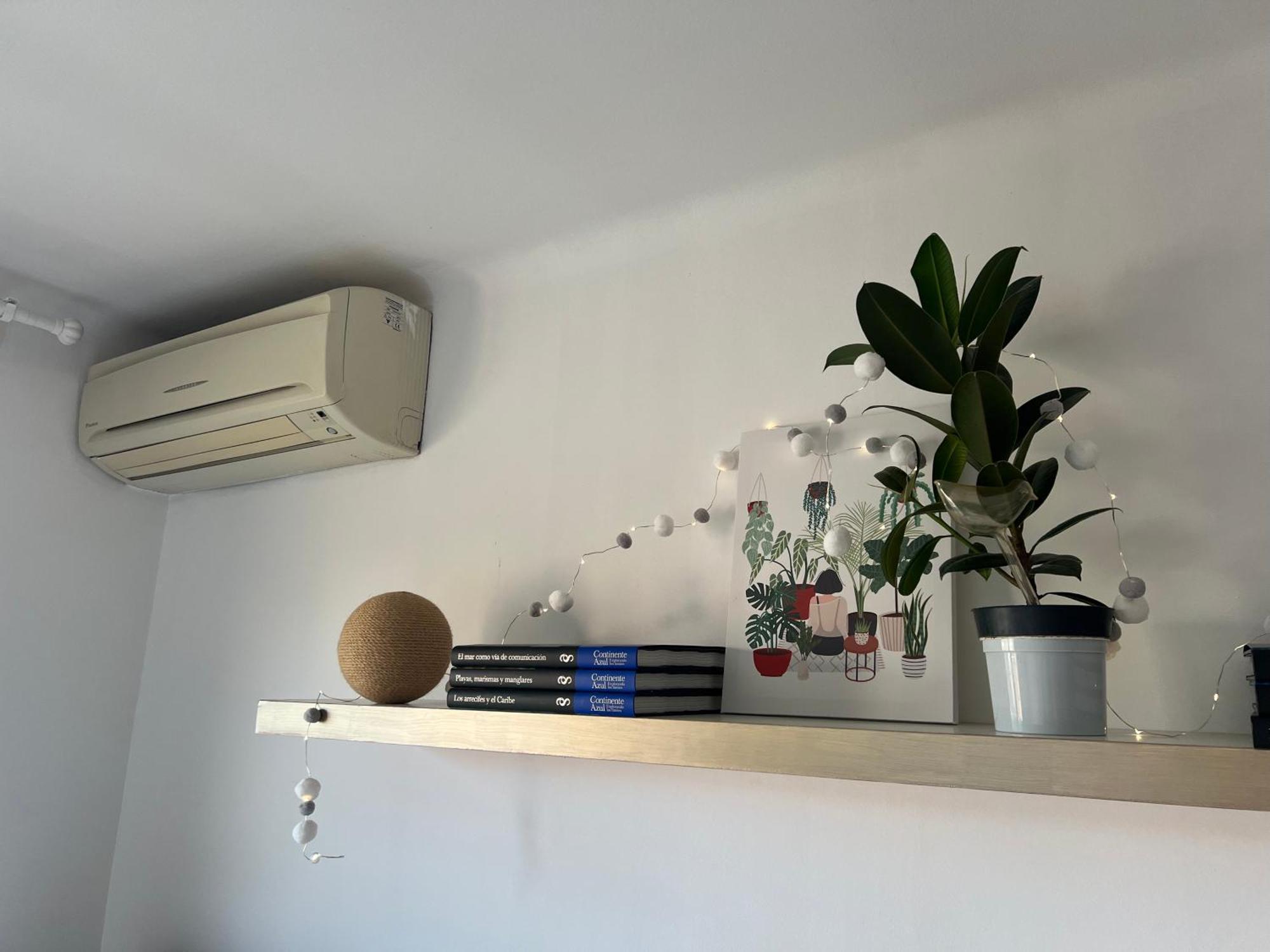 Private Double In A Shared Penthouse With Patios Hostal Sant Adrià de Besòs