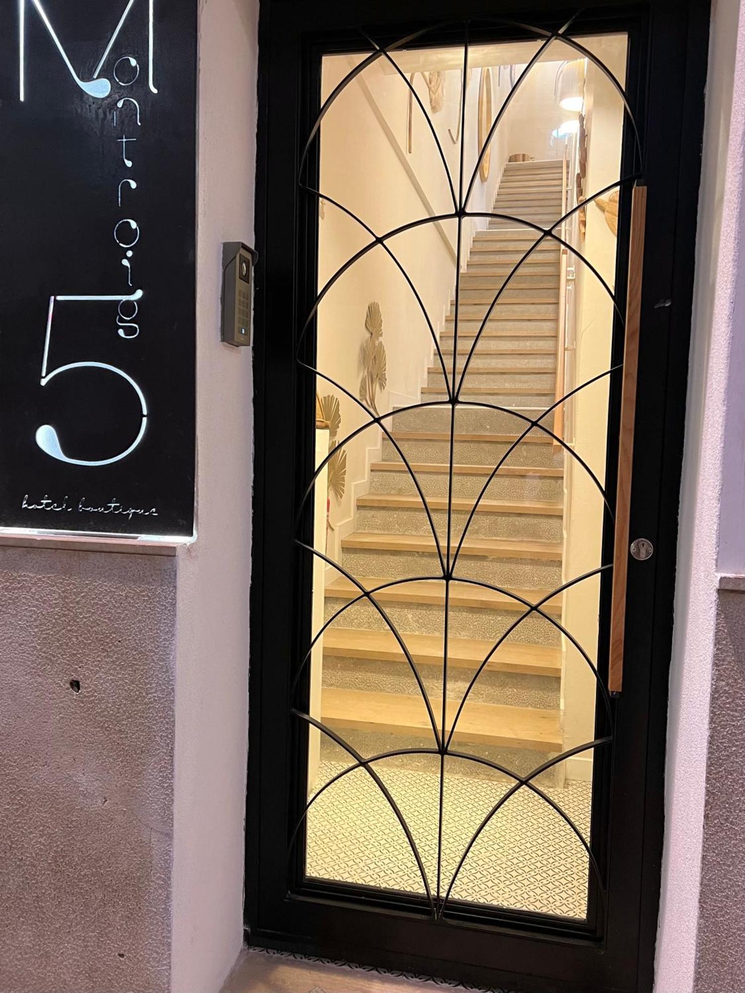 Montroig 5 Boutique Sitges