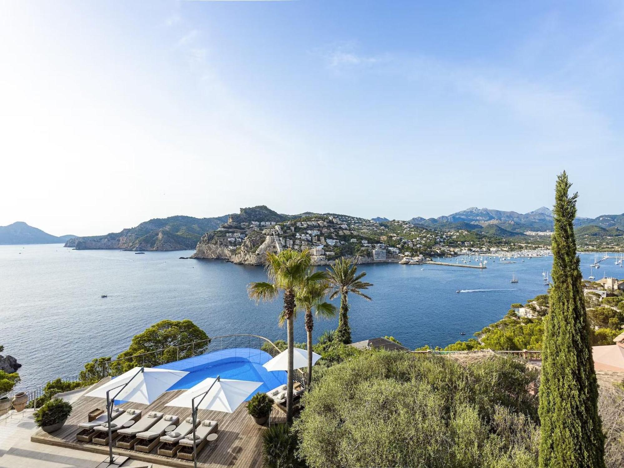 Villa Sea-view Near Port *