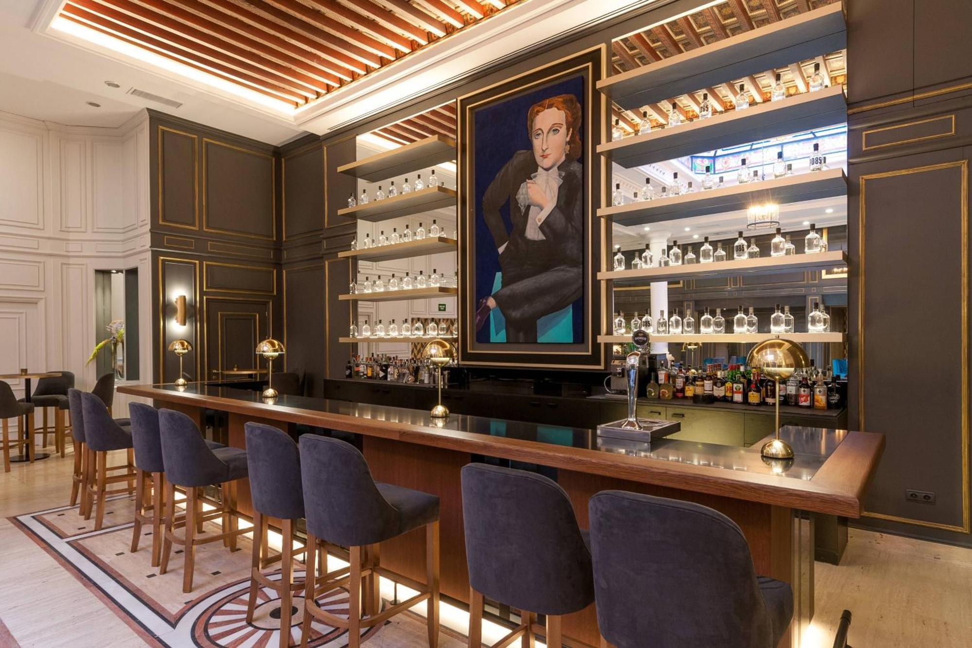 Hotel Eugenia De Montijo, Autograph Collection