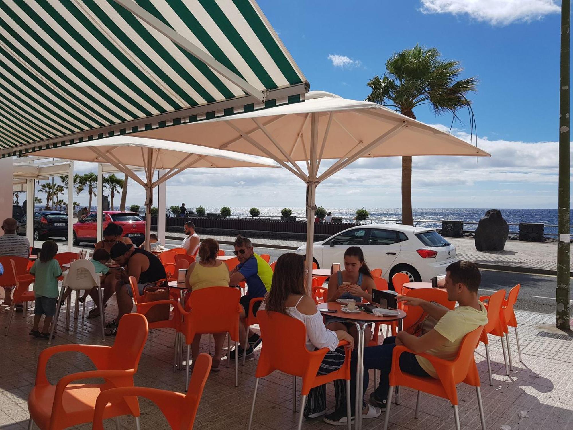 The Magic Dragonfly! Guest house Santa Cruz de Tenerife
