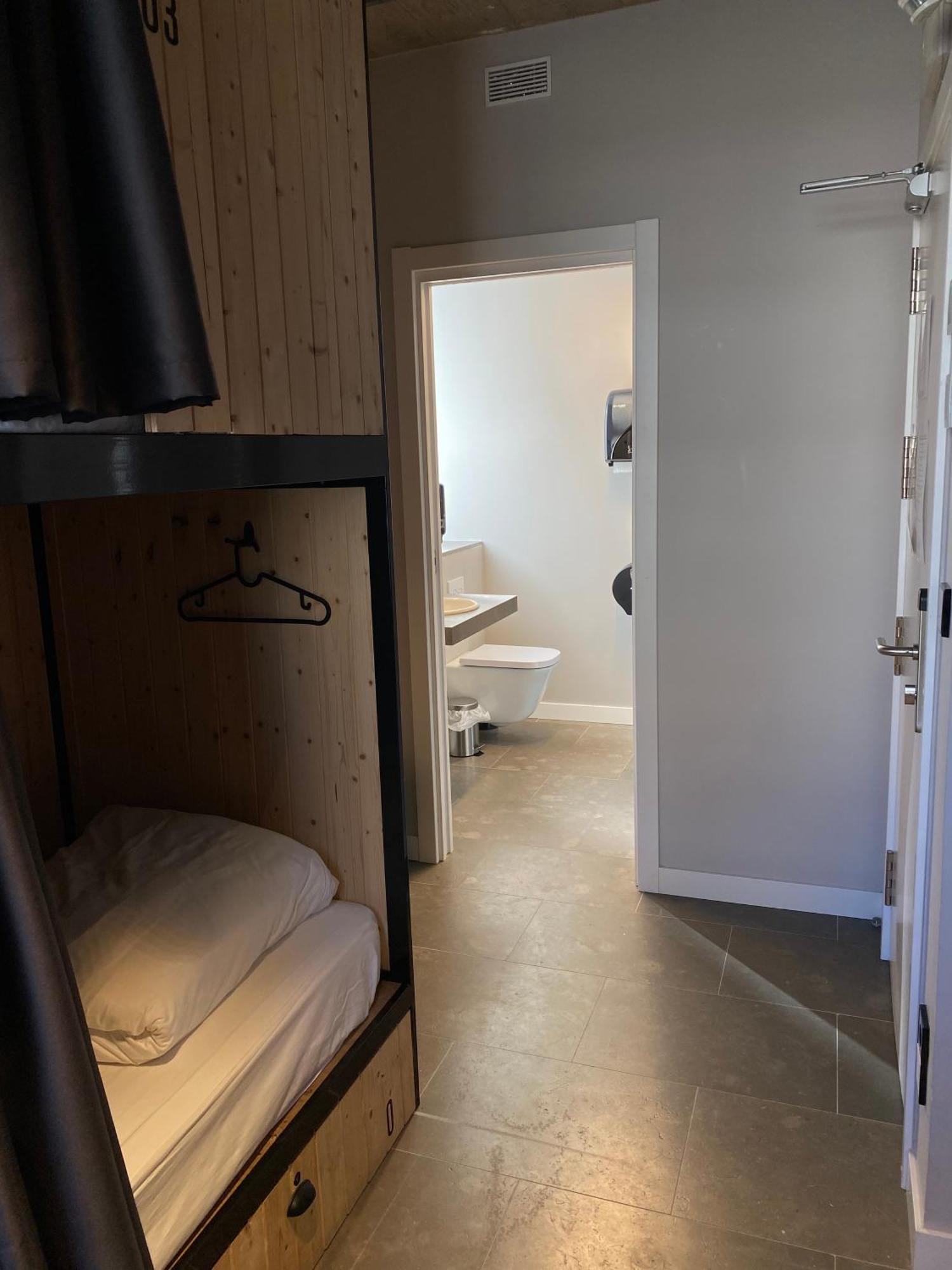 Hostel Surf House *