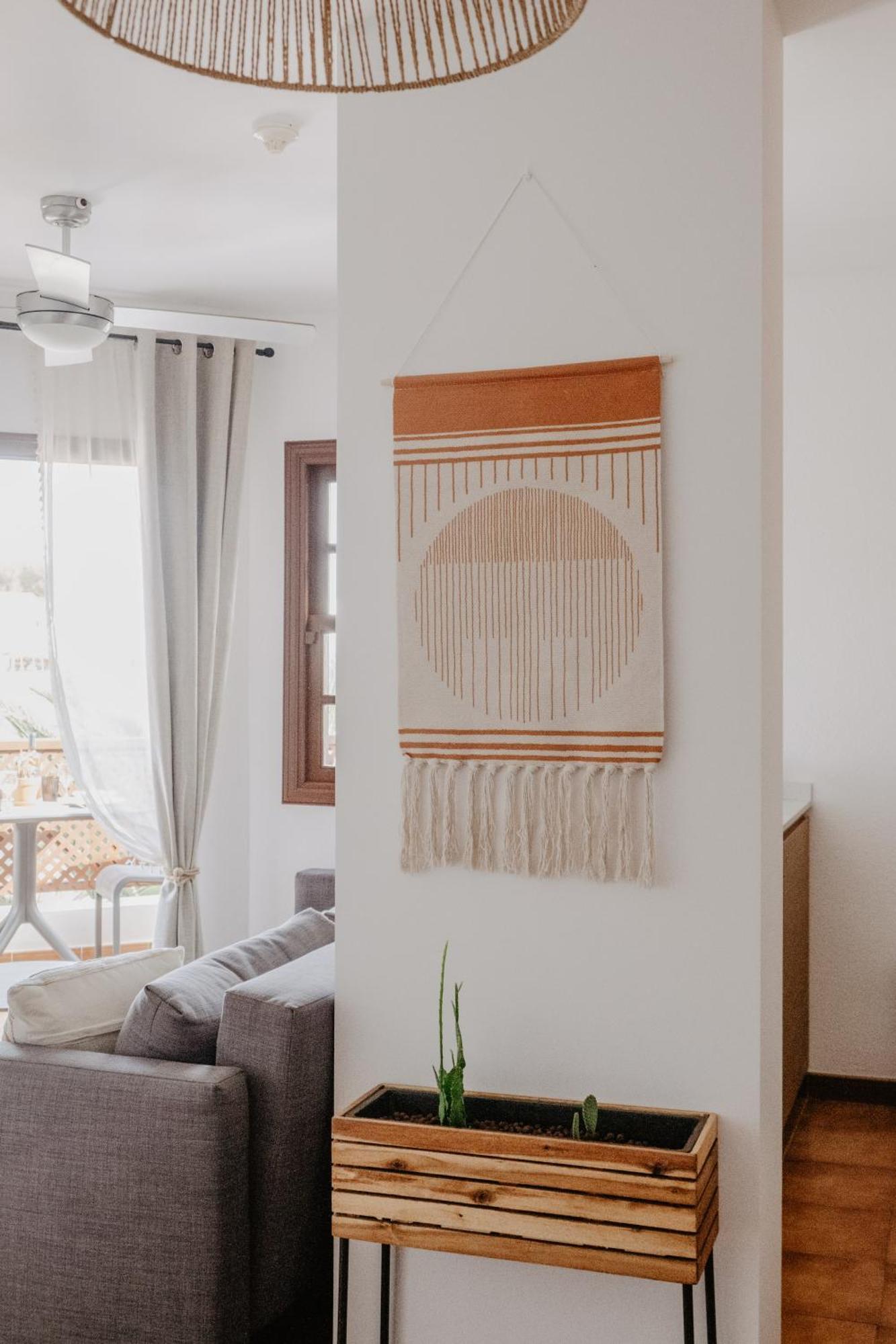 Apartment Alba Vista - Albatros Park In Golf Del Sur Tenerife - Heated Pool & Teide View San Miguel de Abona