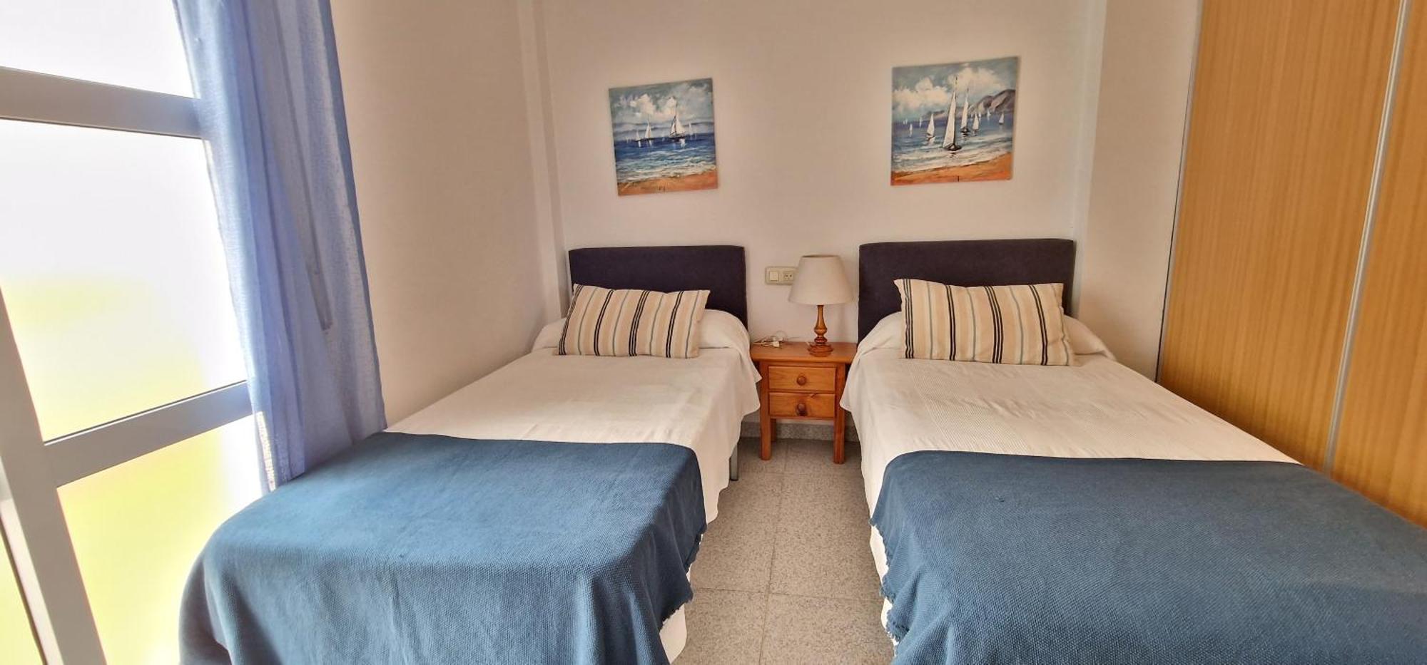 Con Terraza En Primera Línea De Playa Apartamento