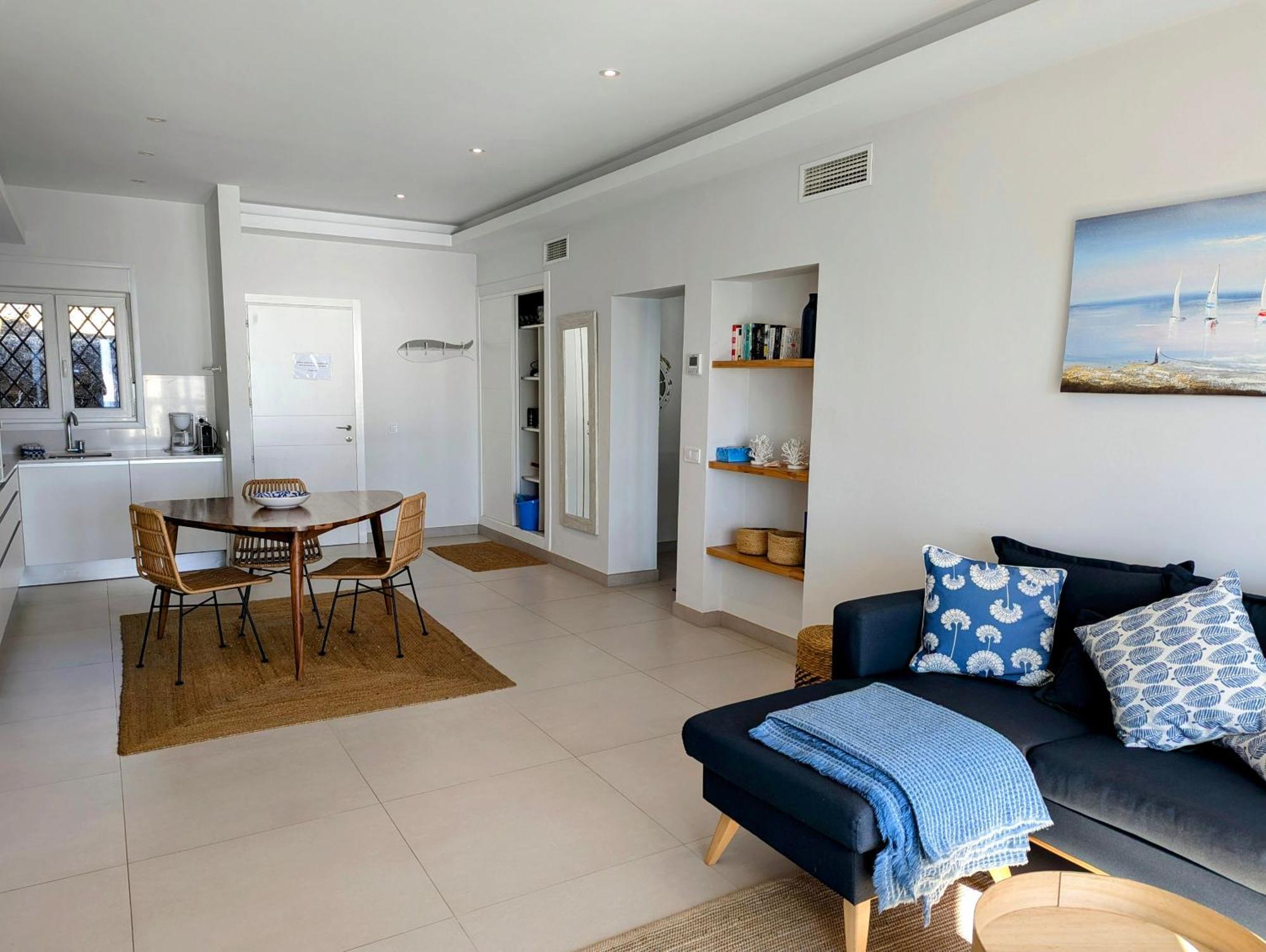 Rise & Shine Beachfront La Cala