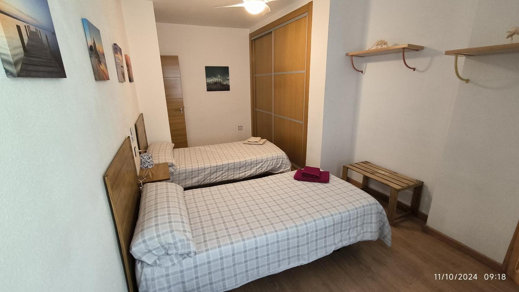 Apartment Duplex San Lorenzo 2 Parking Gratuitos Y Piscina Jaen