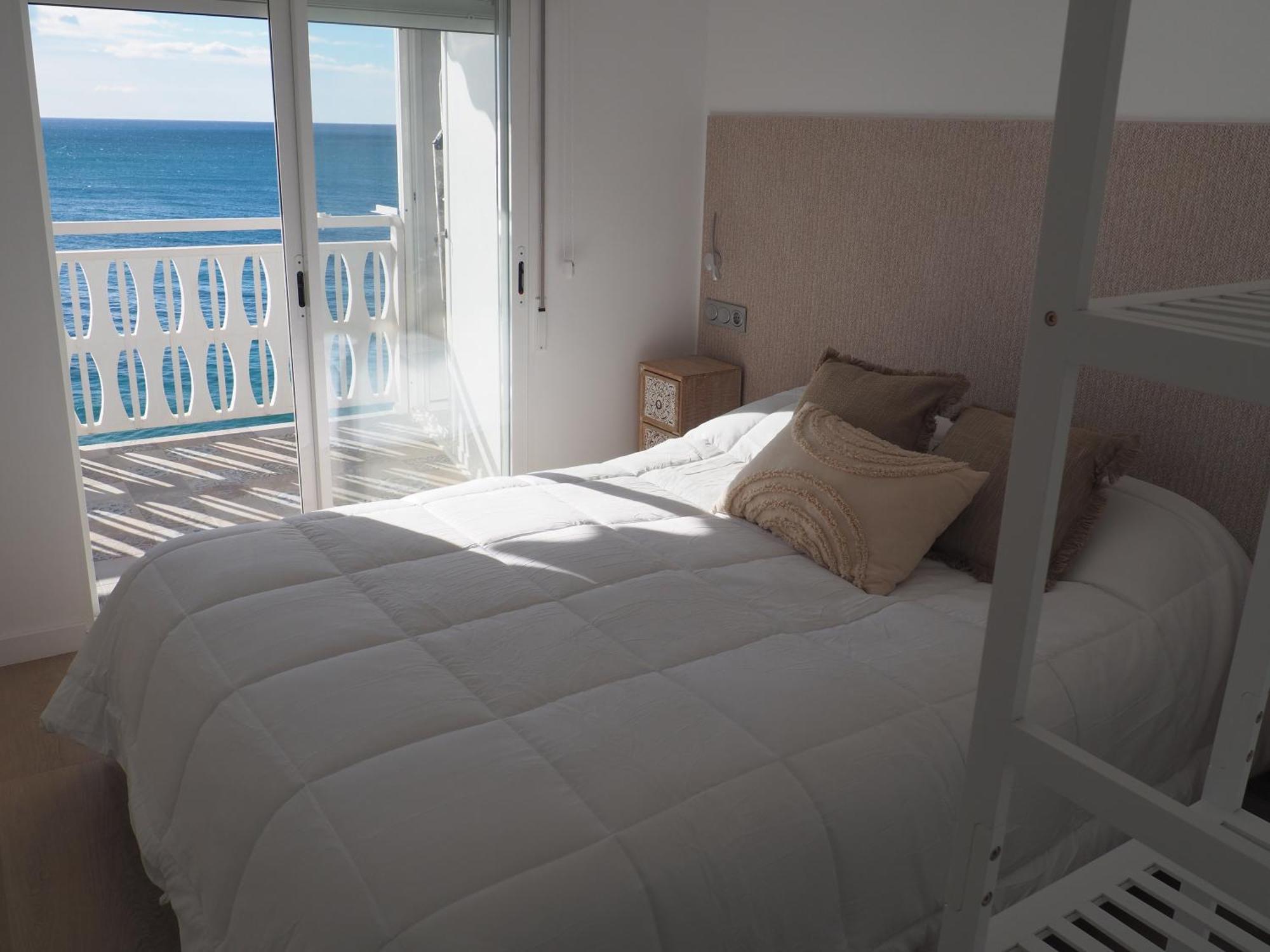 Apartamento L'espigo De Saoret Primera Linea Playa Centro Soleado Y Recien Renovado *