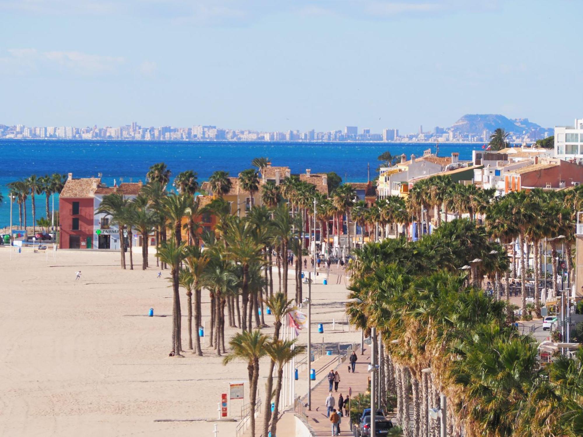 Apartamento L'espigo De Saoret Primera Linea Playa Centro Soleado Y Recien Renovado