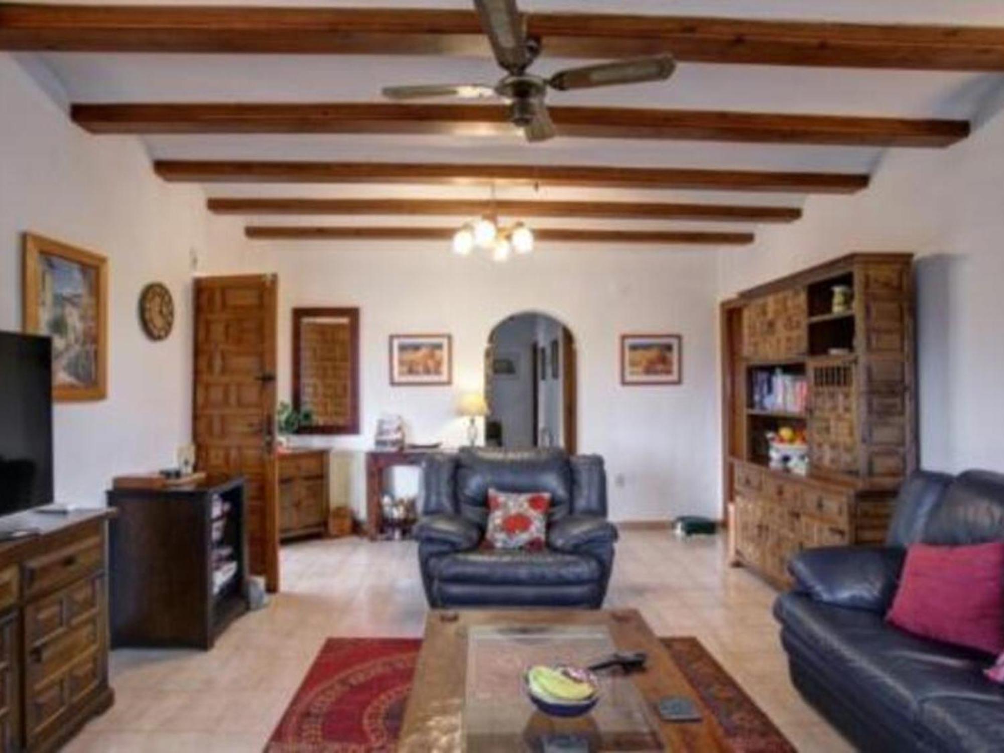 A Orba Pour 6 Personnes Avec Piscine Privee Et Belles Vues Et Montagne - Hisp-10-8 Villa