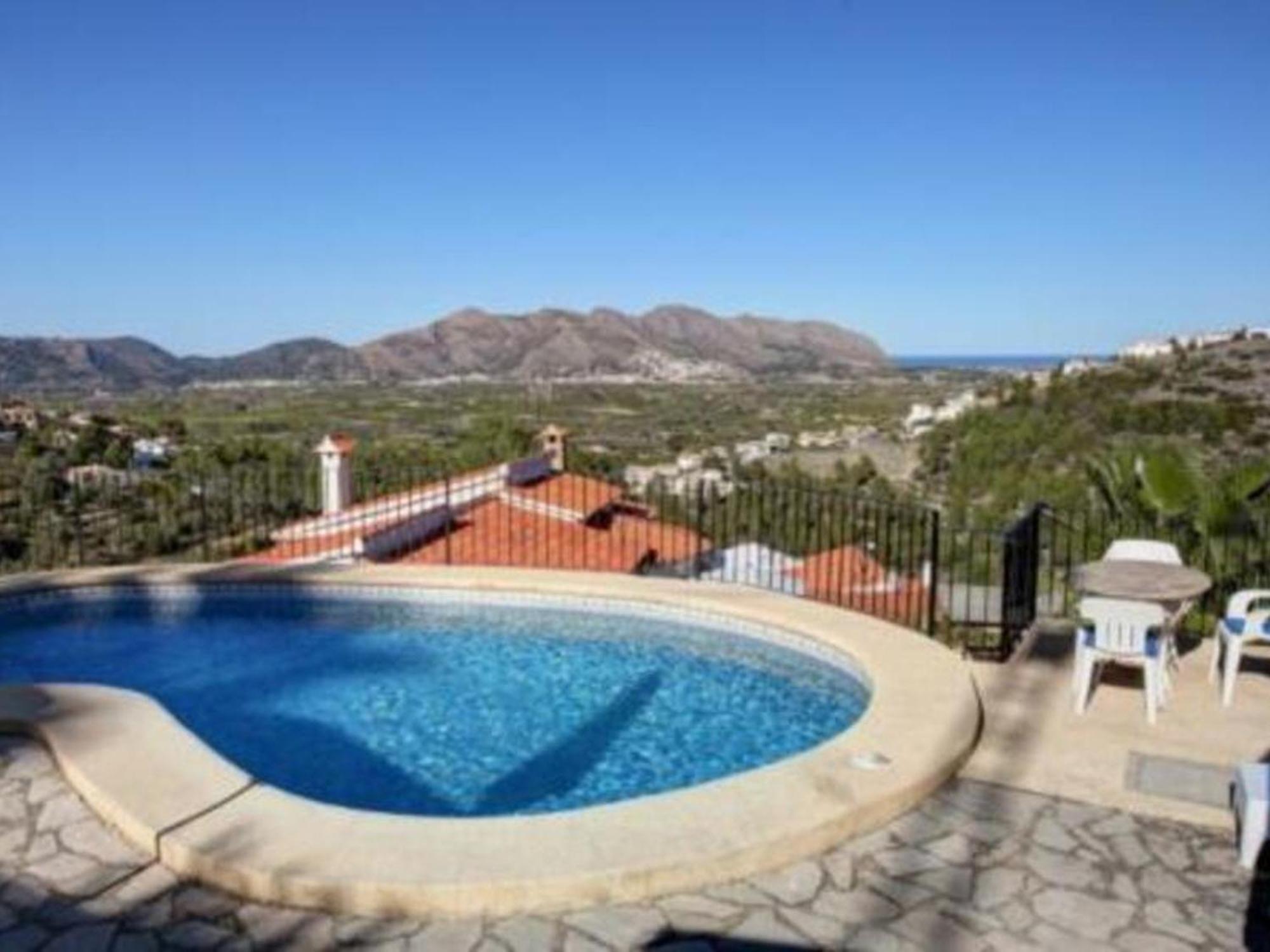 A Orba Pour 6 Personnes Avec Piscine Privee Et Belles Vues Et Montagne - Hisp-10-8 * Benigembla