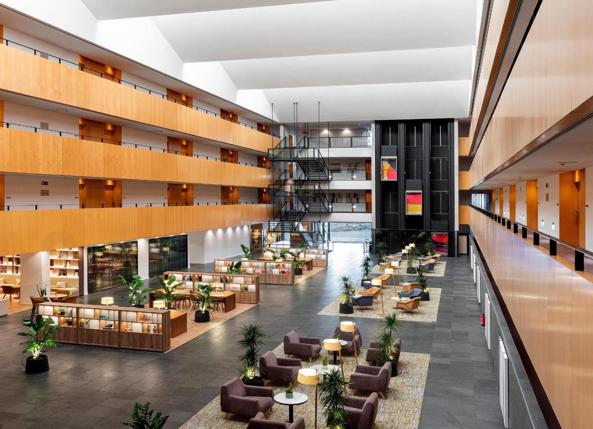 Hotel Barcelona Aeropuerto, Affiliated By Meliá El Prat de Llobregat