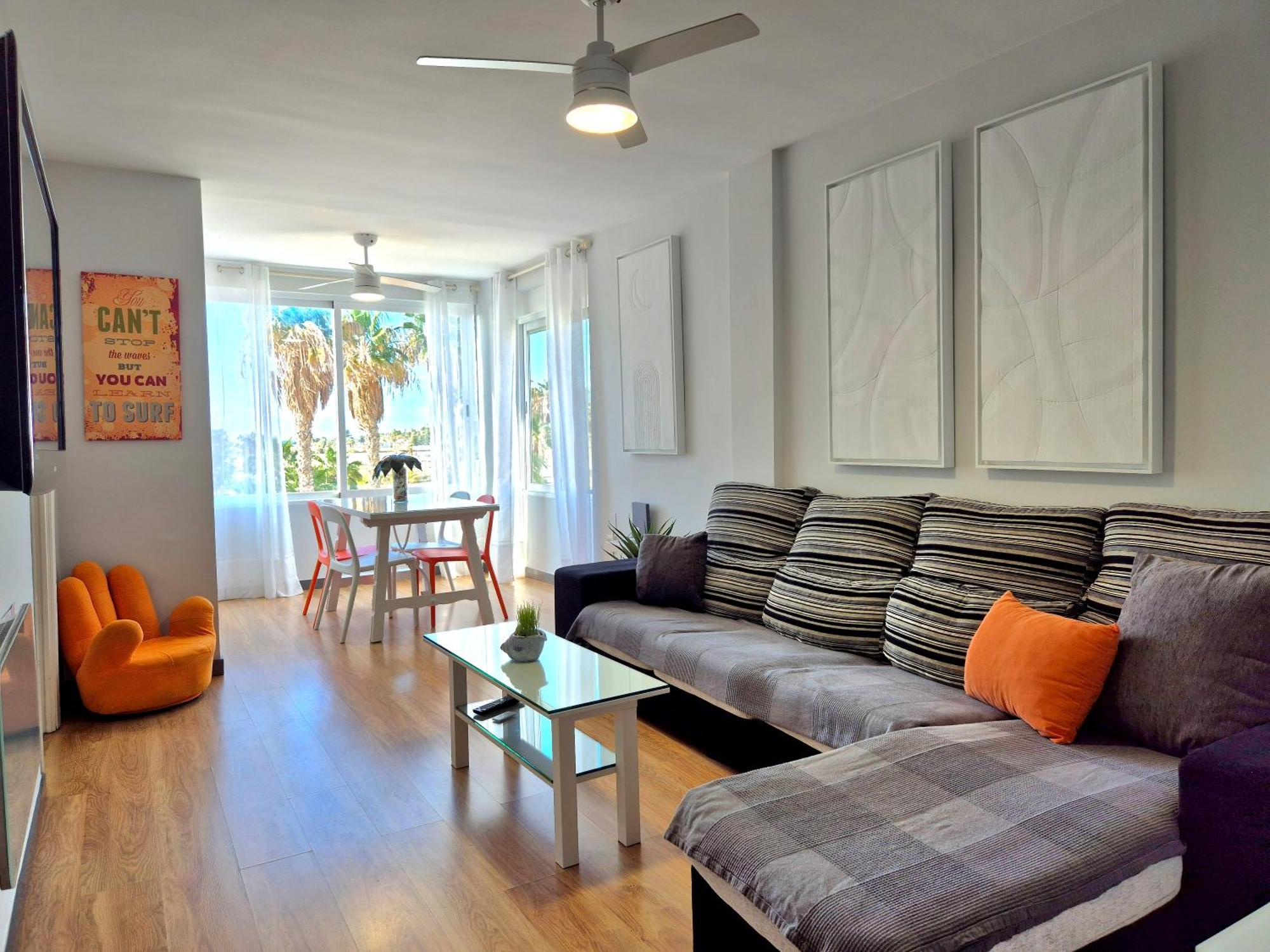 Apartamento Motril, Primera Línea De Playa.