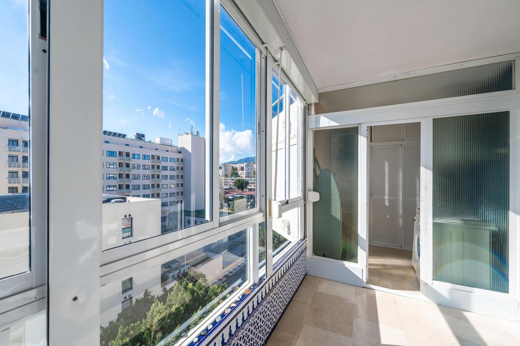 Lxr La Carihuela Sea Views 3hab Torremolinos