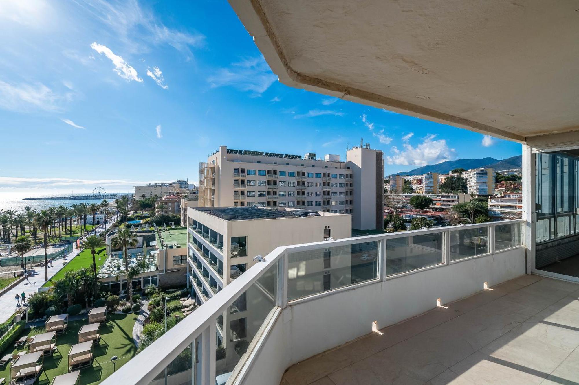 Lxr La Carihuela Sea Views 3hab Apartment Torremolinos