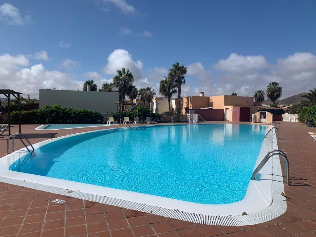 Bed and breakfast Bedroom With Shared Bathroom And Swimming Pool
