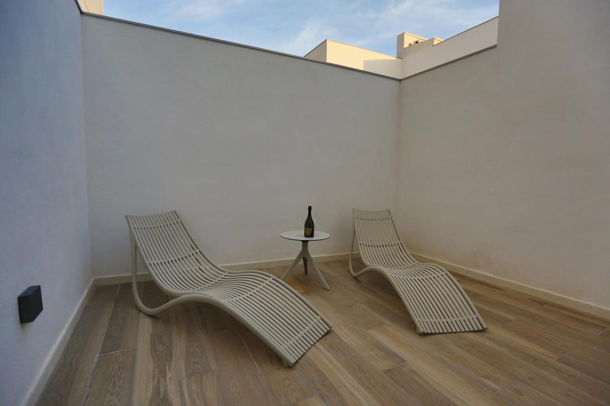 Loob Valencia Hotel *