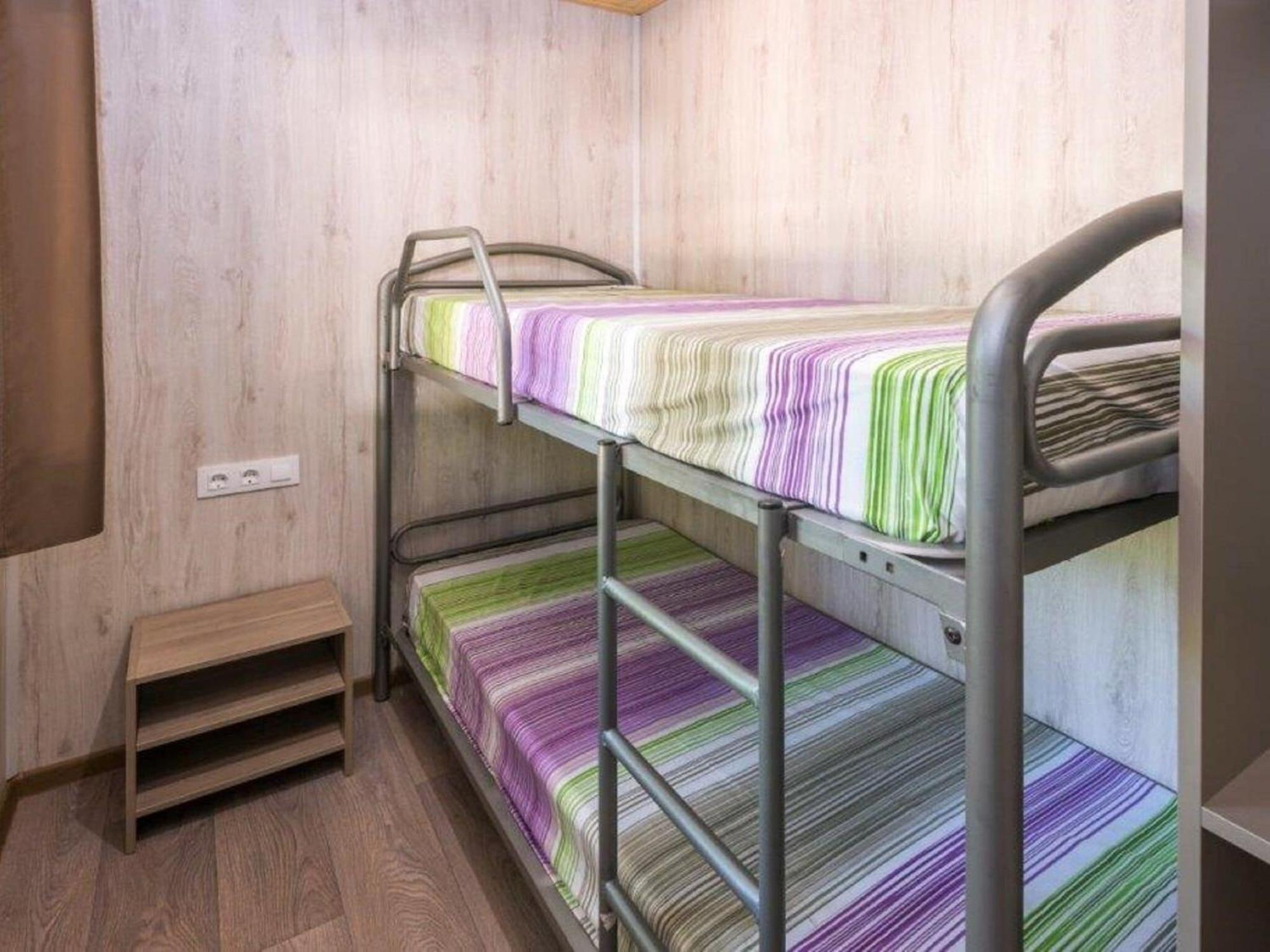 Chalet Well Kept With Veranda In Blanes