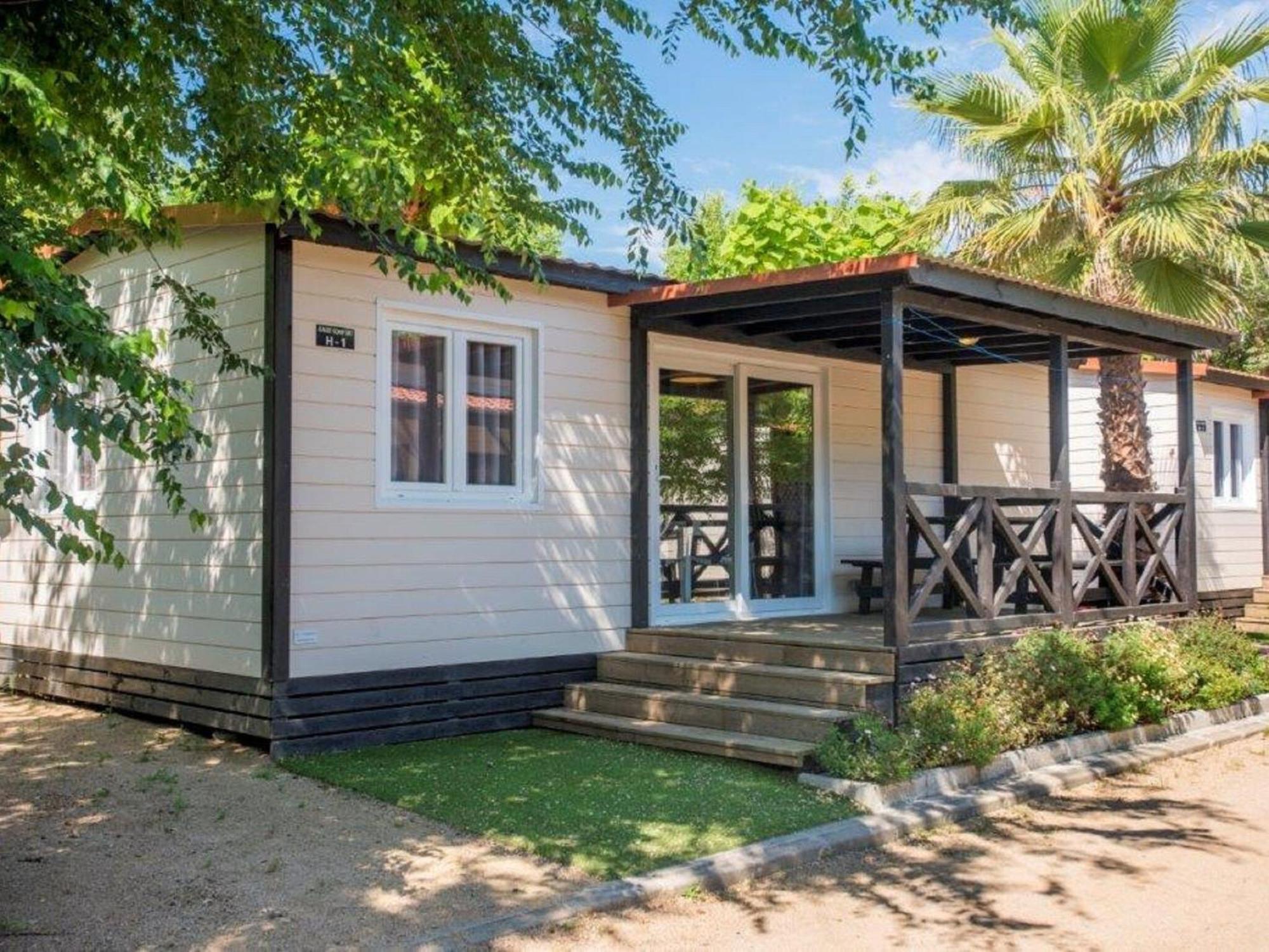Well Kept With Veranda In * Blanes