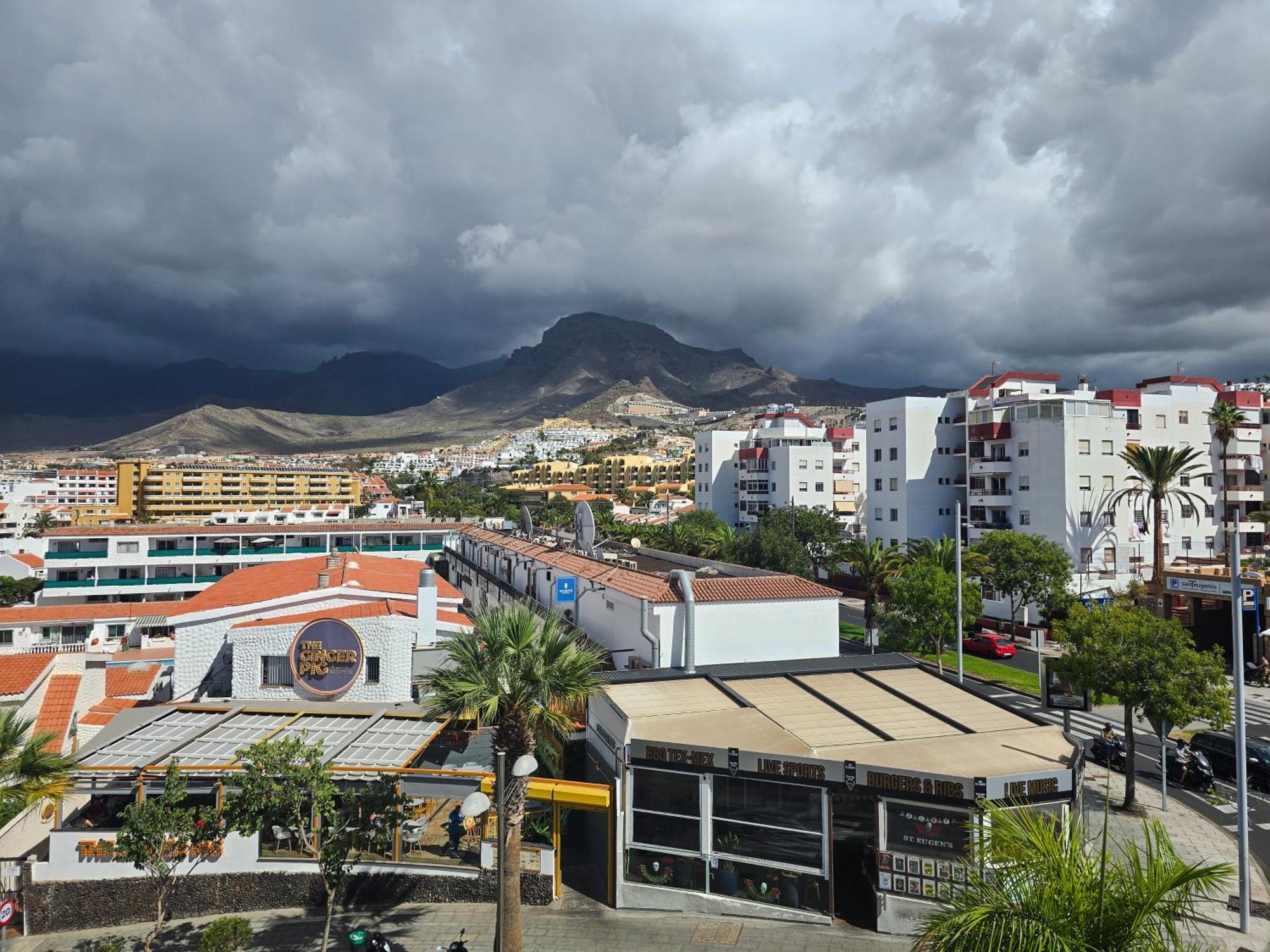 Sunset In Geranios By Helloapartments Apartment