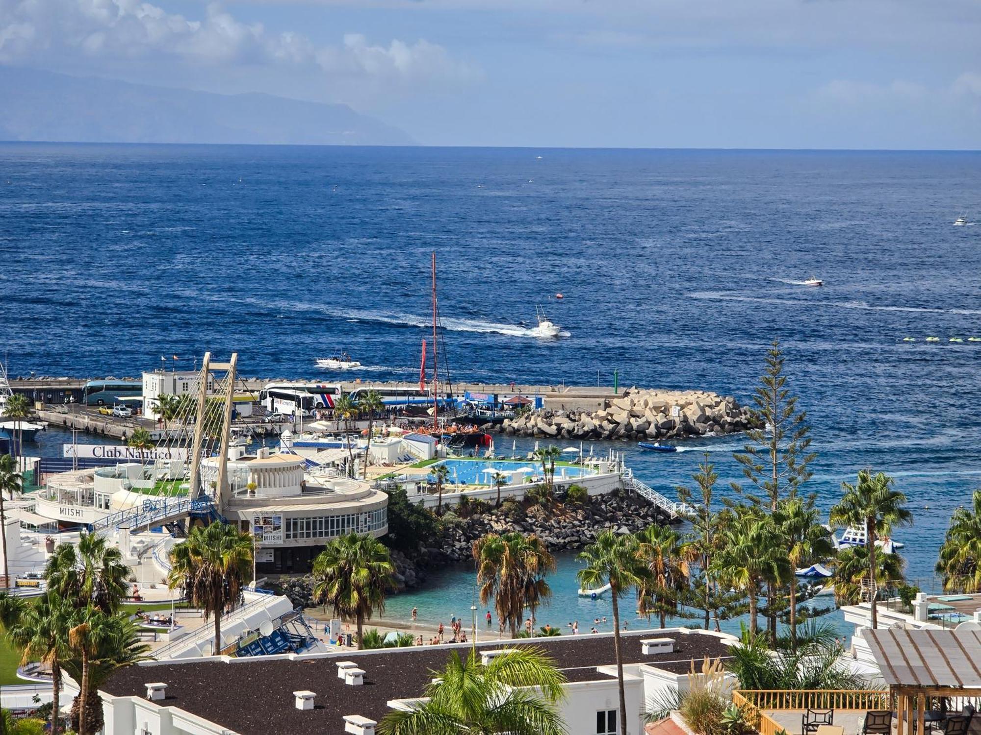 Sunset In Geranios By Helloapartments * Costa Adeje (Tenerife)