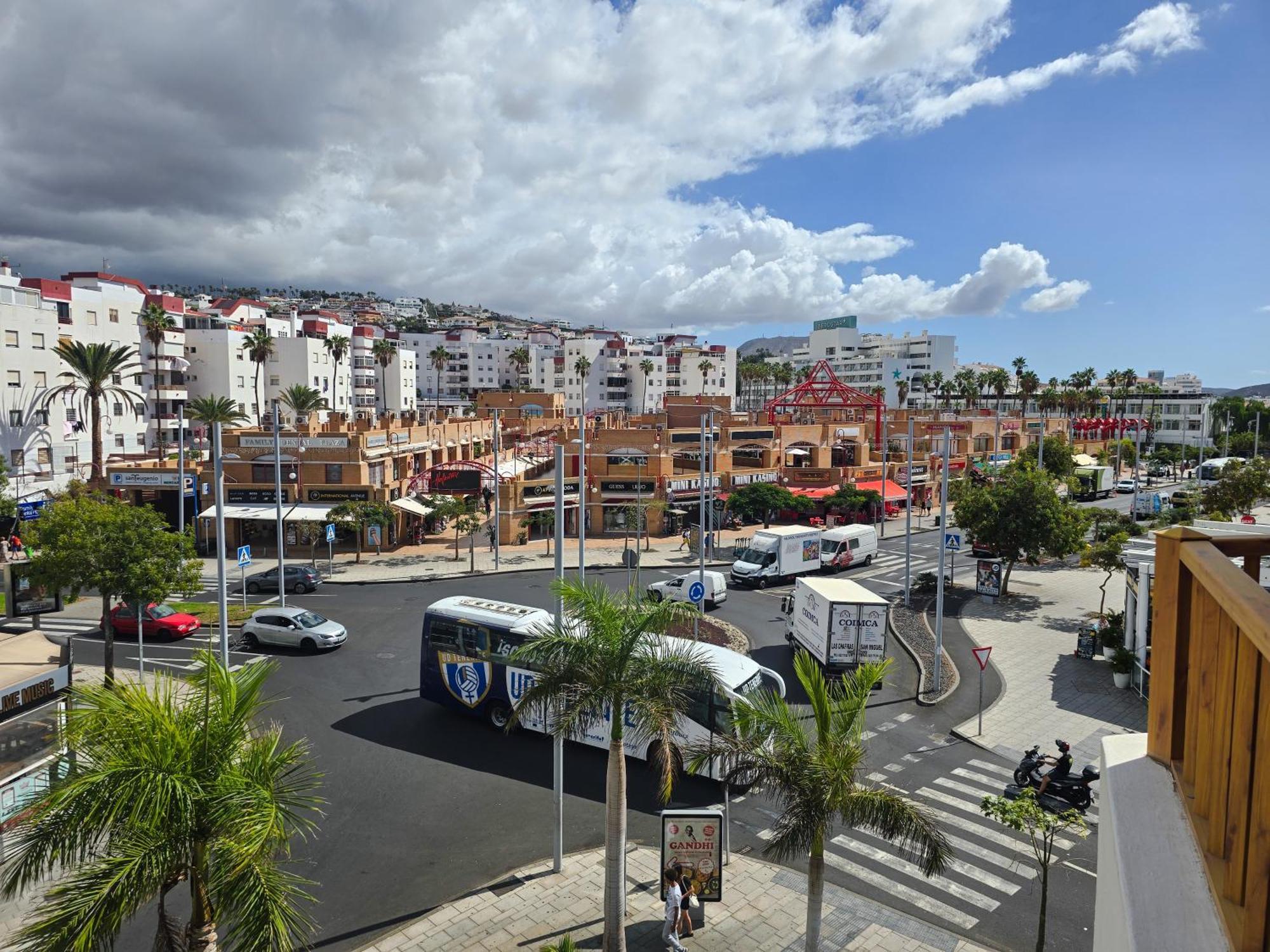 Apartment Sunset In Geranios By Helloapartments *