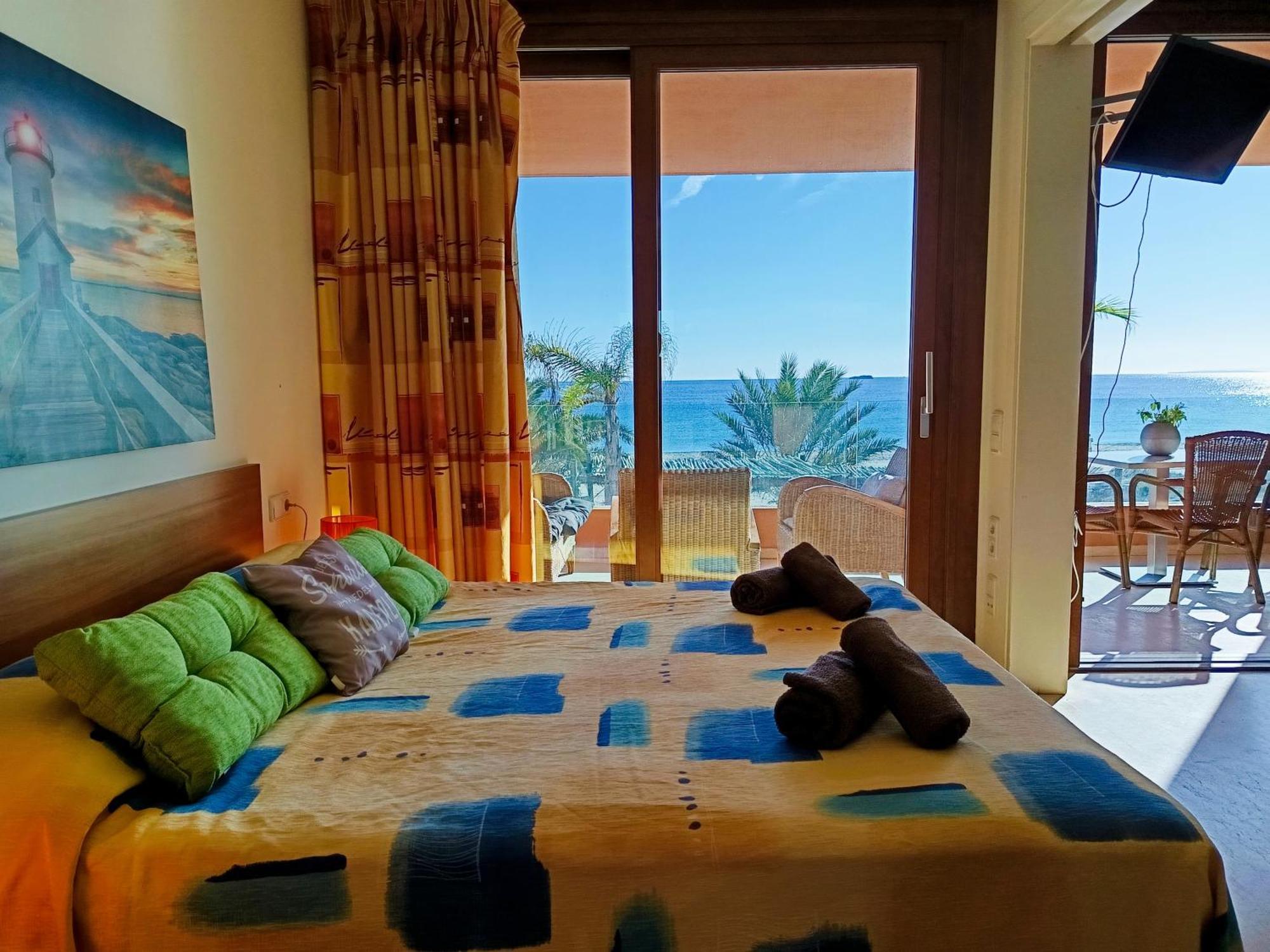Ibiza Ushuaia & Hi Side Apartment *