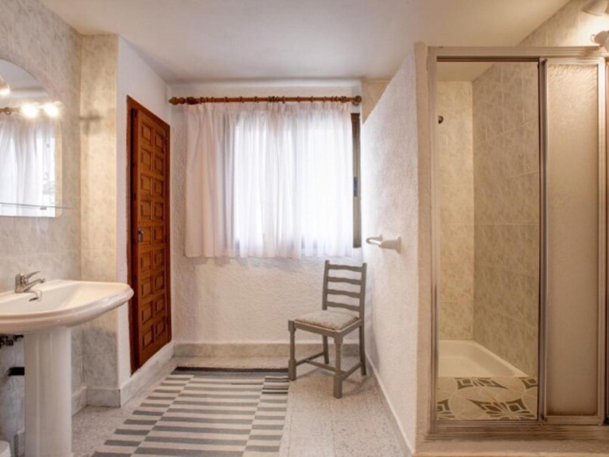 A Orba Pour 6 Personnes Avec Piscine Privee Et Belles Vues Et Montagne - Hisp-10-8 Villa