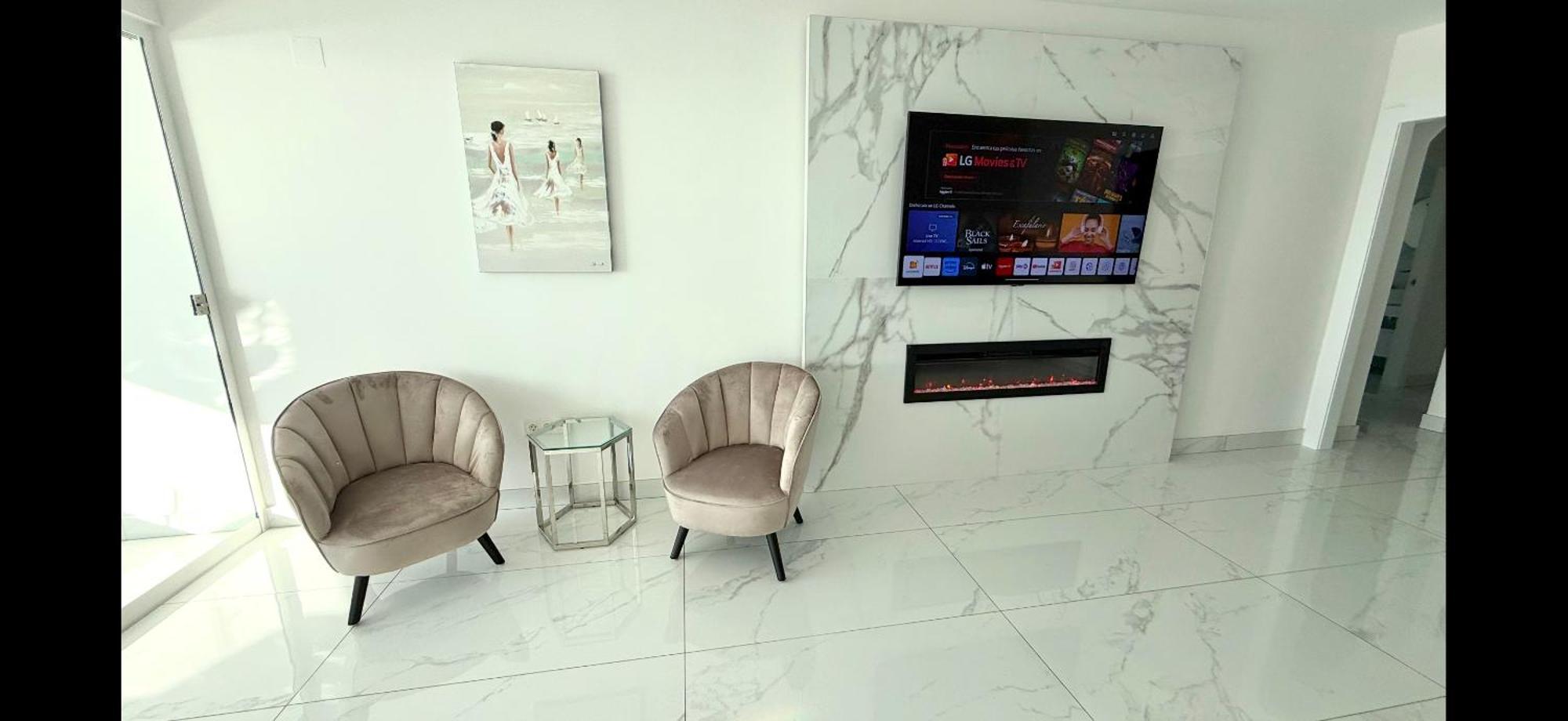 Mi Capricho B12 -luxury Beachfront Apartment- Costa Del Sol Apartment Sitio de Calahonda