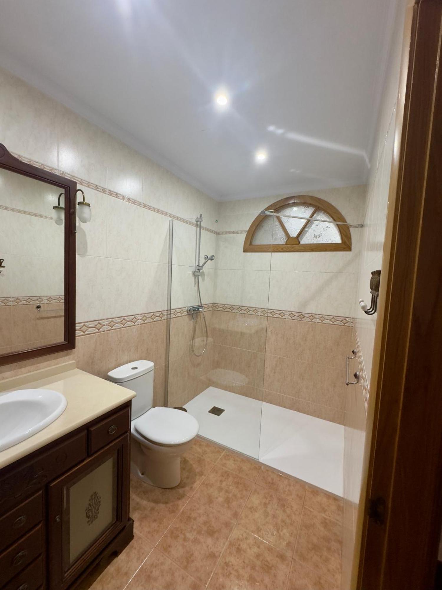 Casa Con Increibles Vistas A Montanas Y Al Mar Holiday home