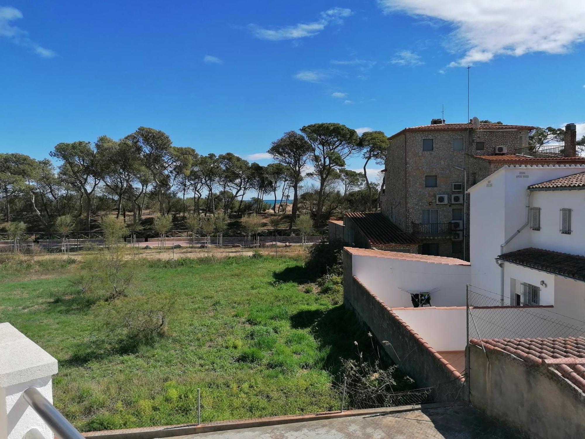 Merce Empuries Bed & Breakfast *