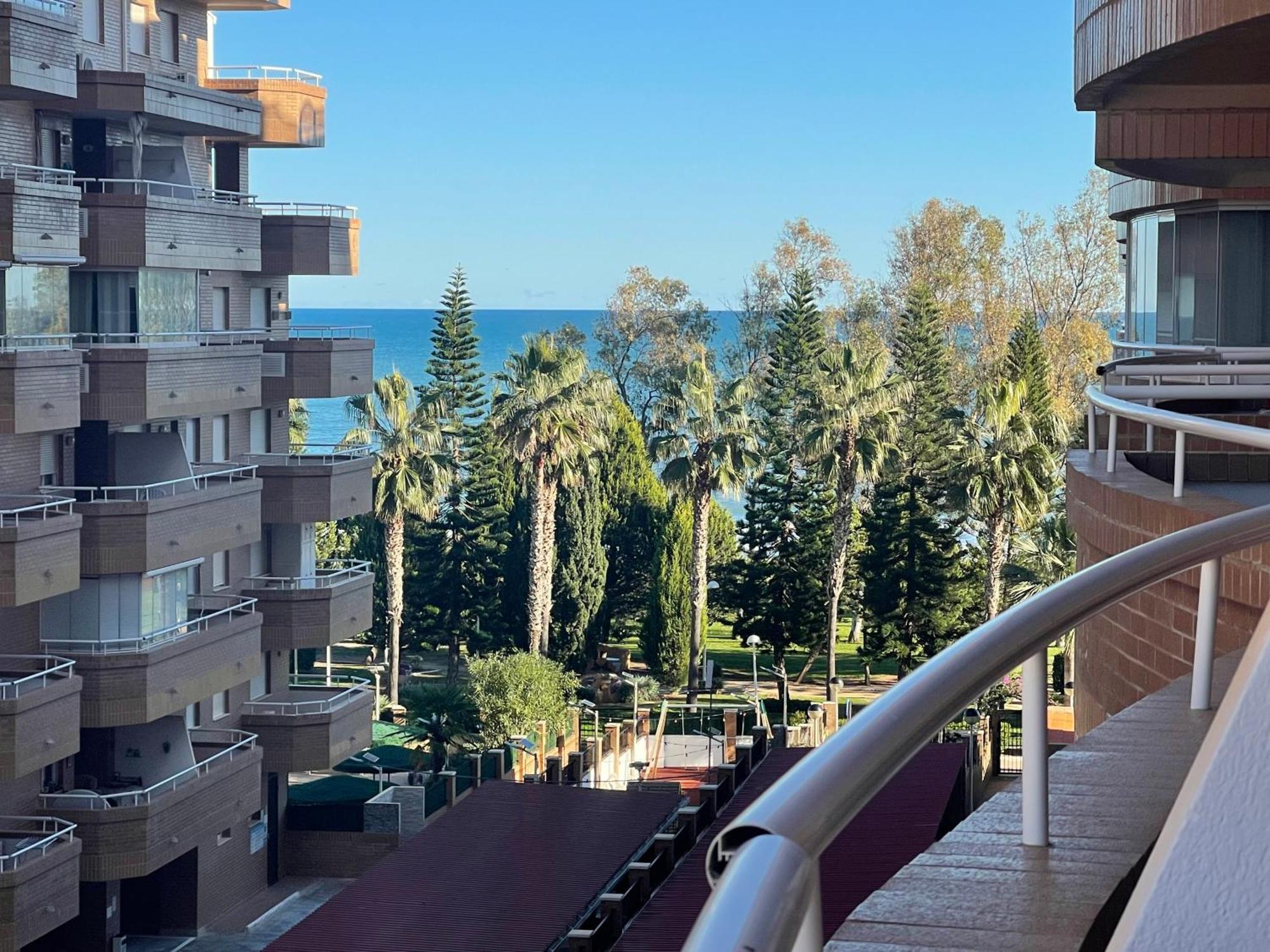 A Estrenar En Primera Linea De Playa En Magic World Marina Dor Oropesa del Mar