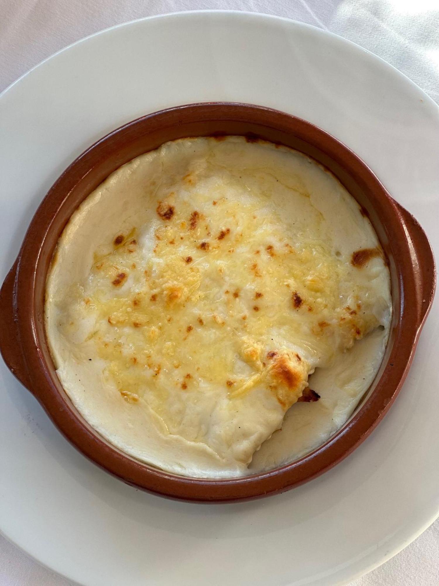 Inn Santuari Mare De Deu Del Mont Restaurant-hostatgeria