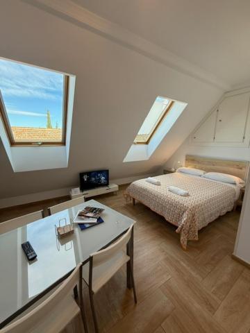 Atico By Alhaurin Loft Center Apartment