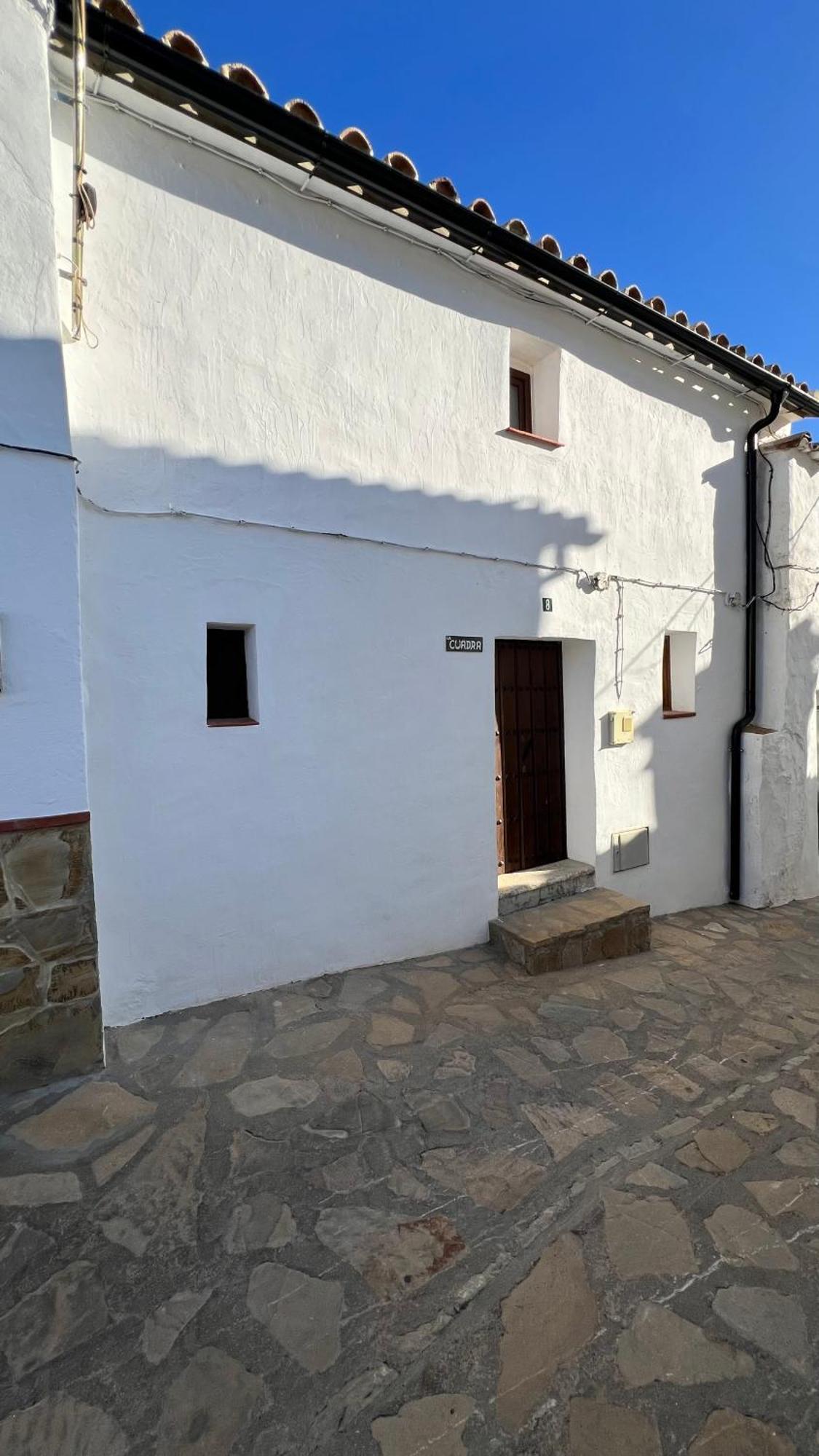 La Cuadra * Villaluenga Del Rosario