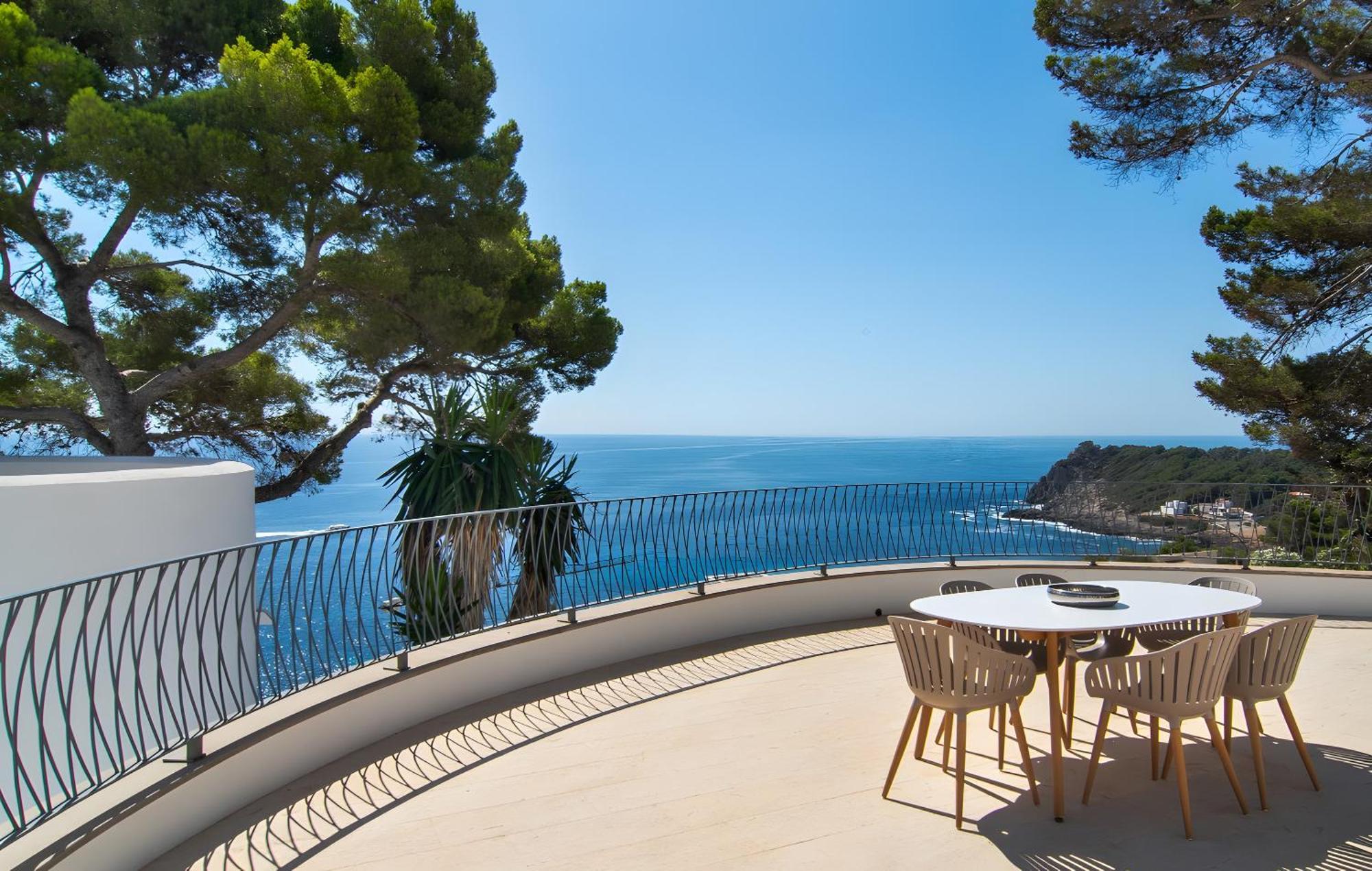 Holiday home Casa Blanca Font de sa Cala