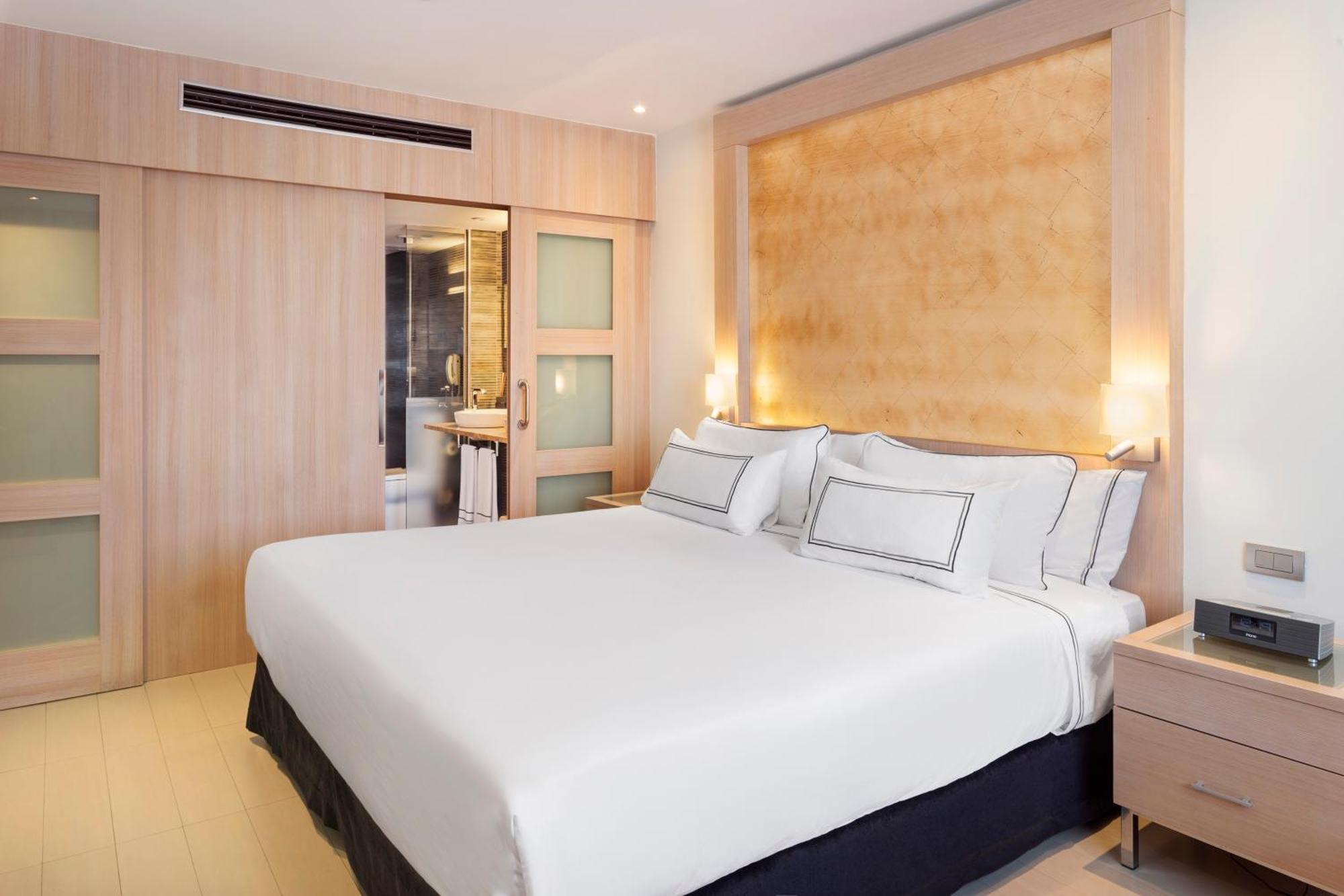 Melia Hotel 4*