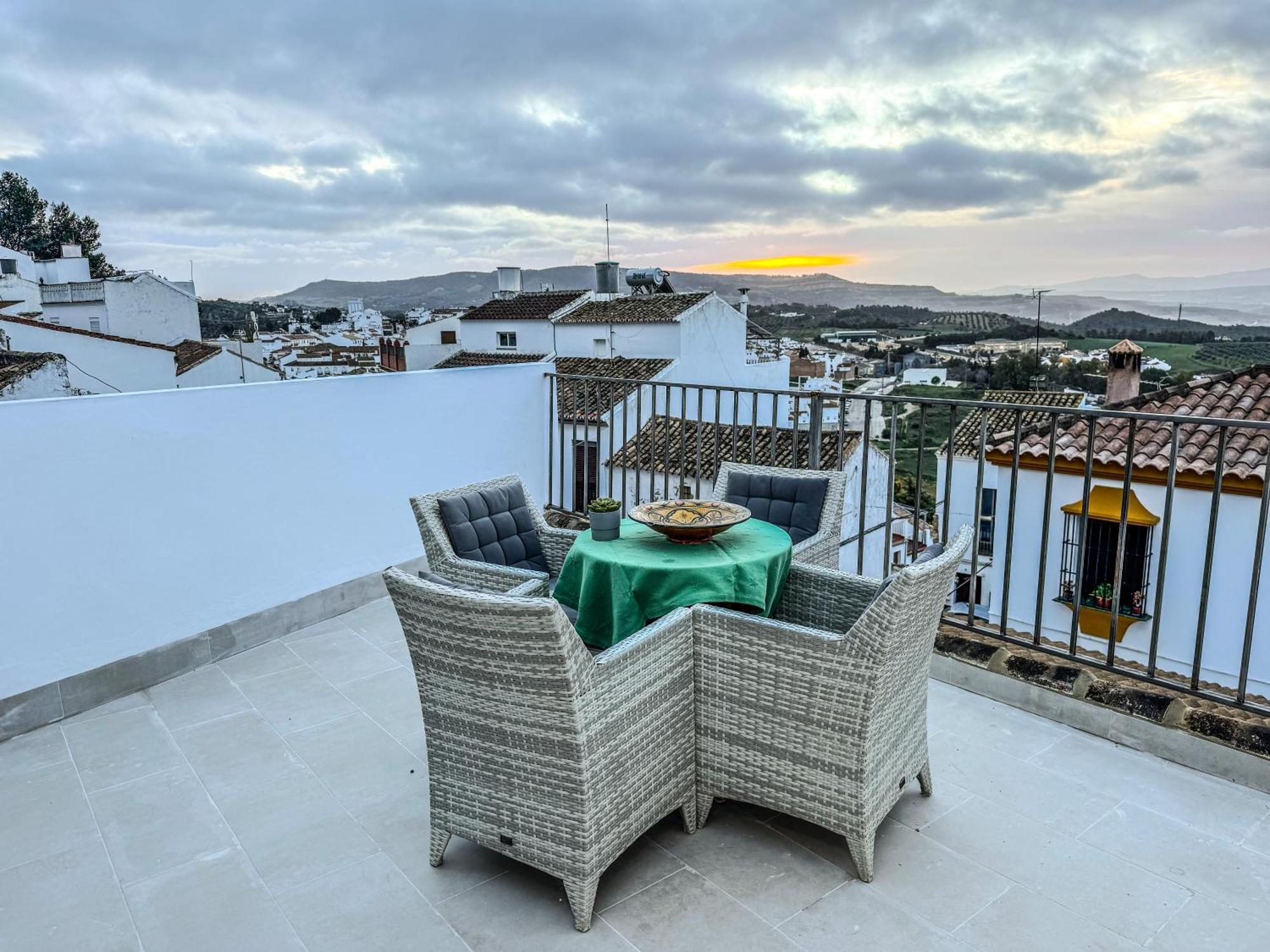 Lemon Tree Patio *