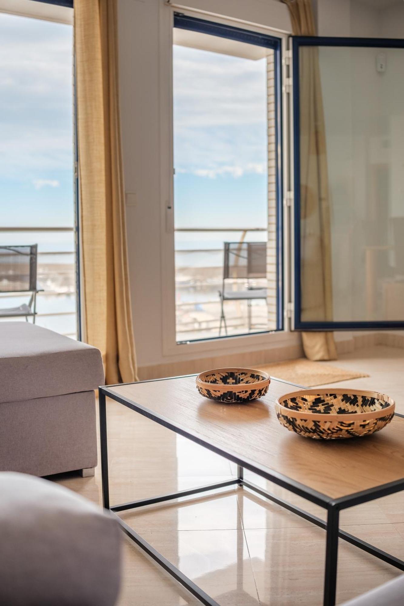 Atico Duplex Exclusivo Con Amplias Terrazas, Piscina Y Vistas Al Mar En Ametlla De Mar * L'Ametlla de Mar